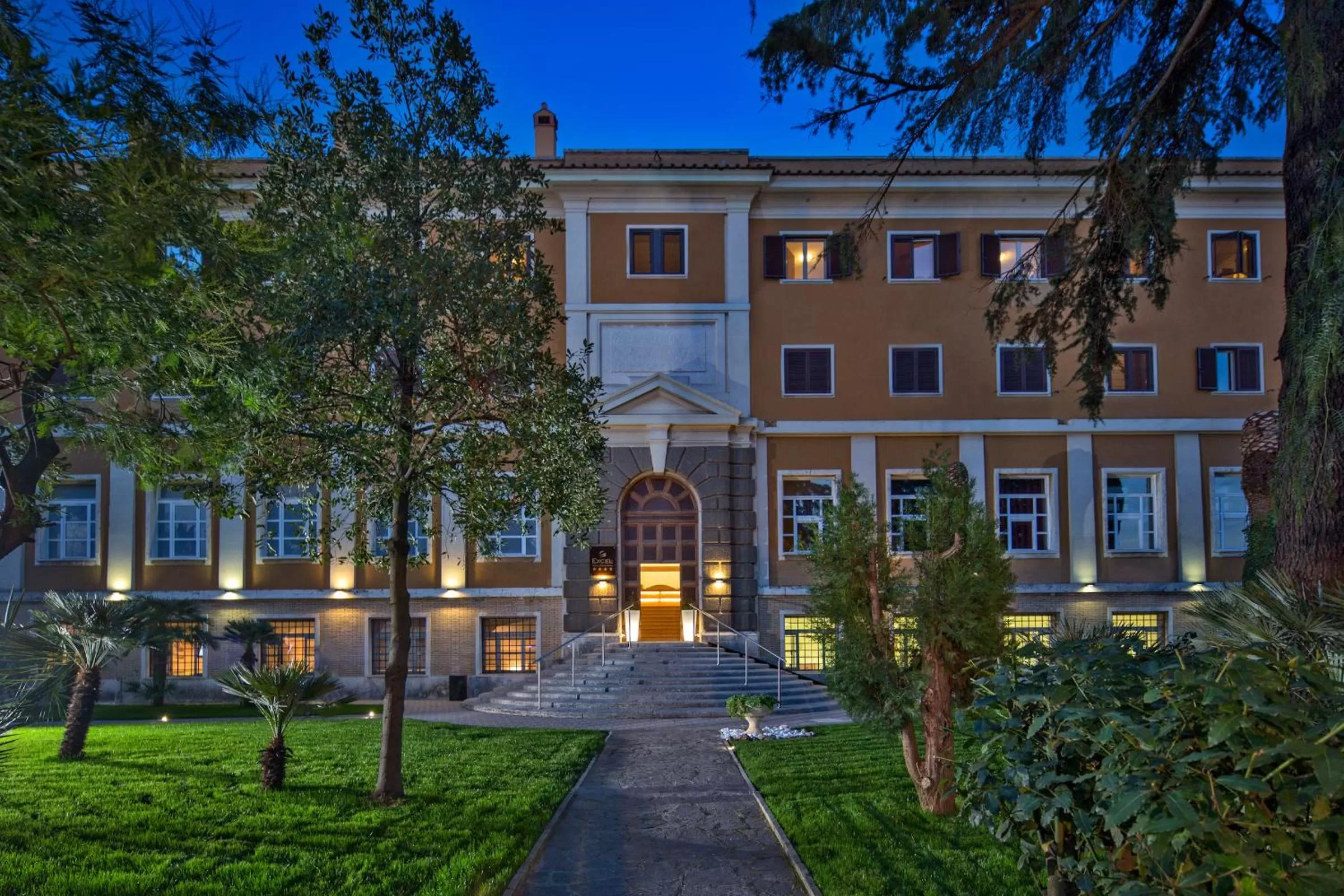 Facade/entrance in LH Hotel Excel Roma Montemario