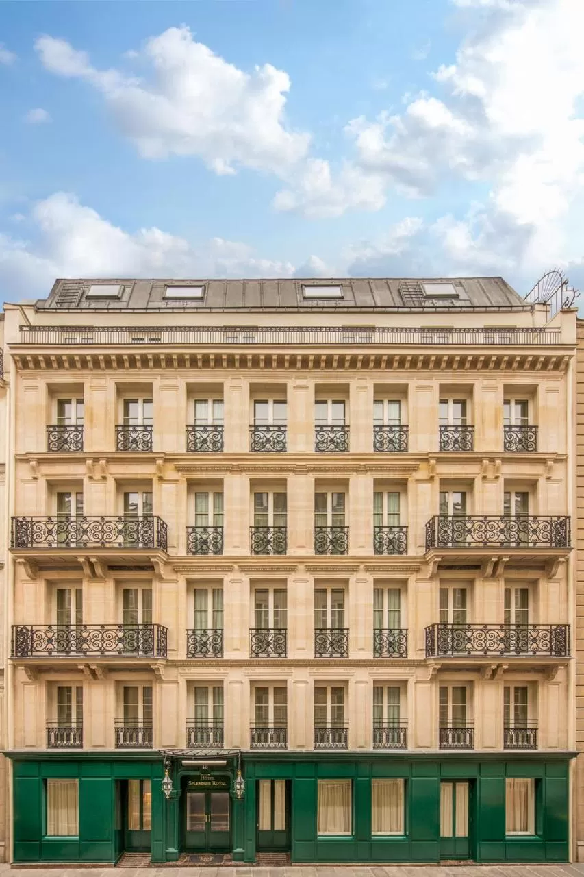 Property building in Hotel Splendide Royal Paris - Relais & Châteaux