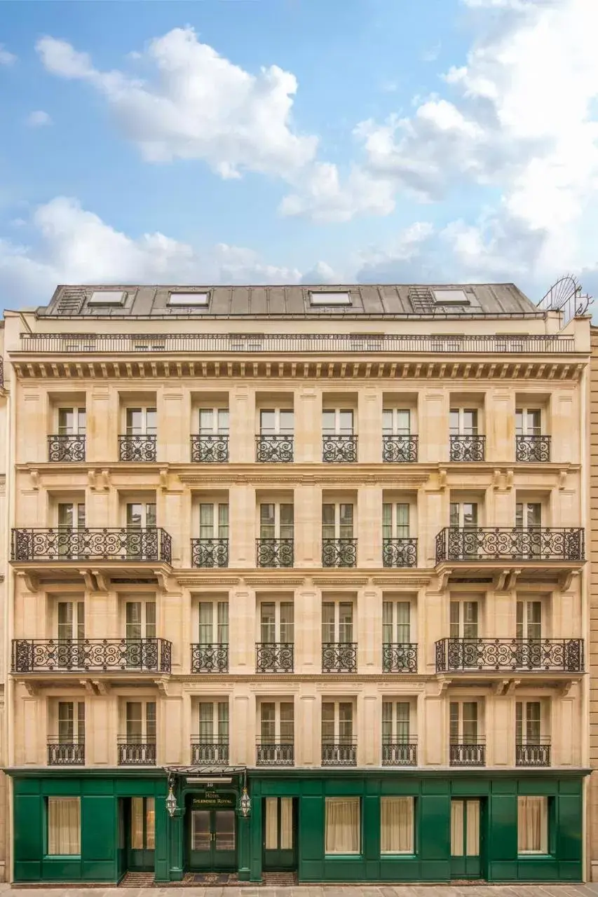 Property Building in Hotel Splendide Royal Paris - Relais & Châteaux
