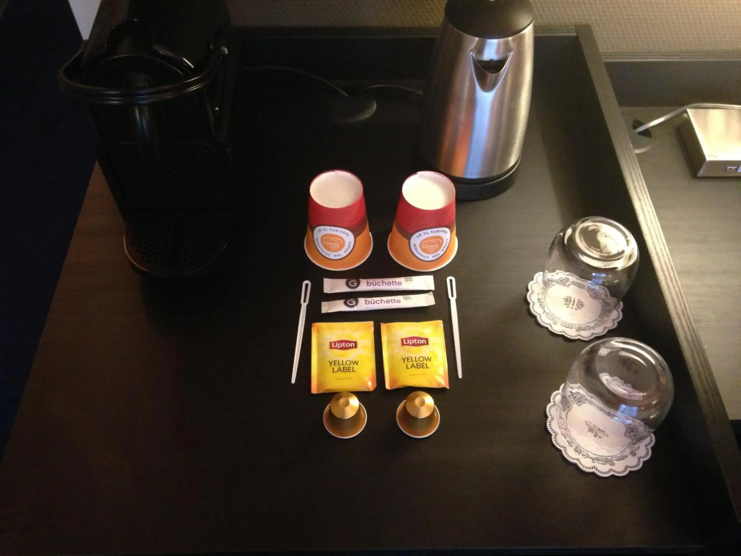 Coffee/tea facilities in Hotel de France