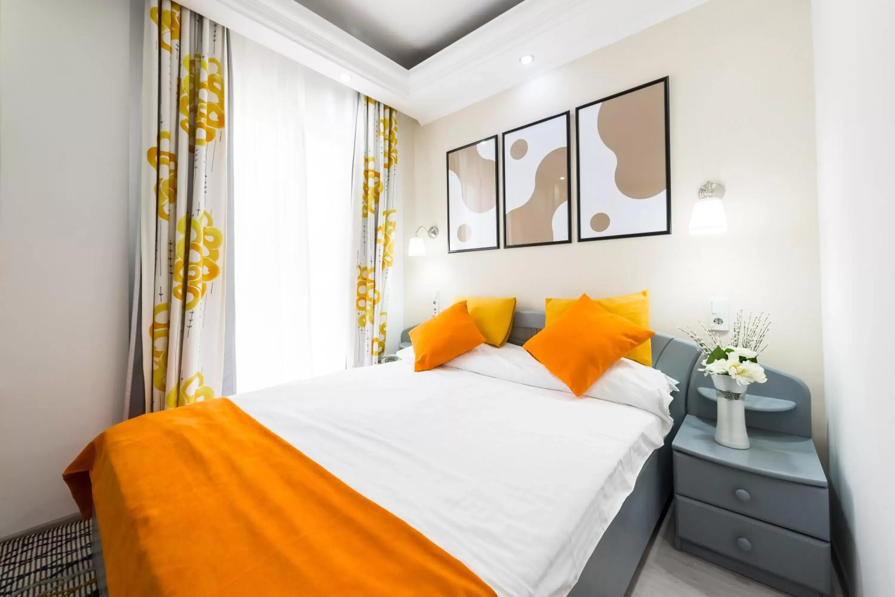 Bed in Relax Comfort Suites Hotel