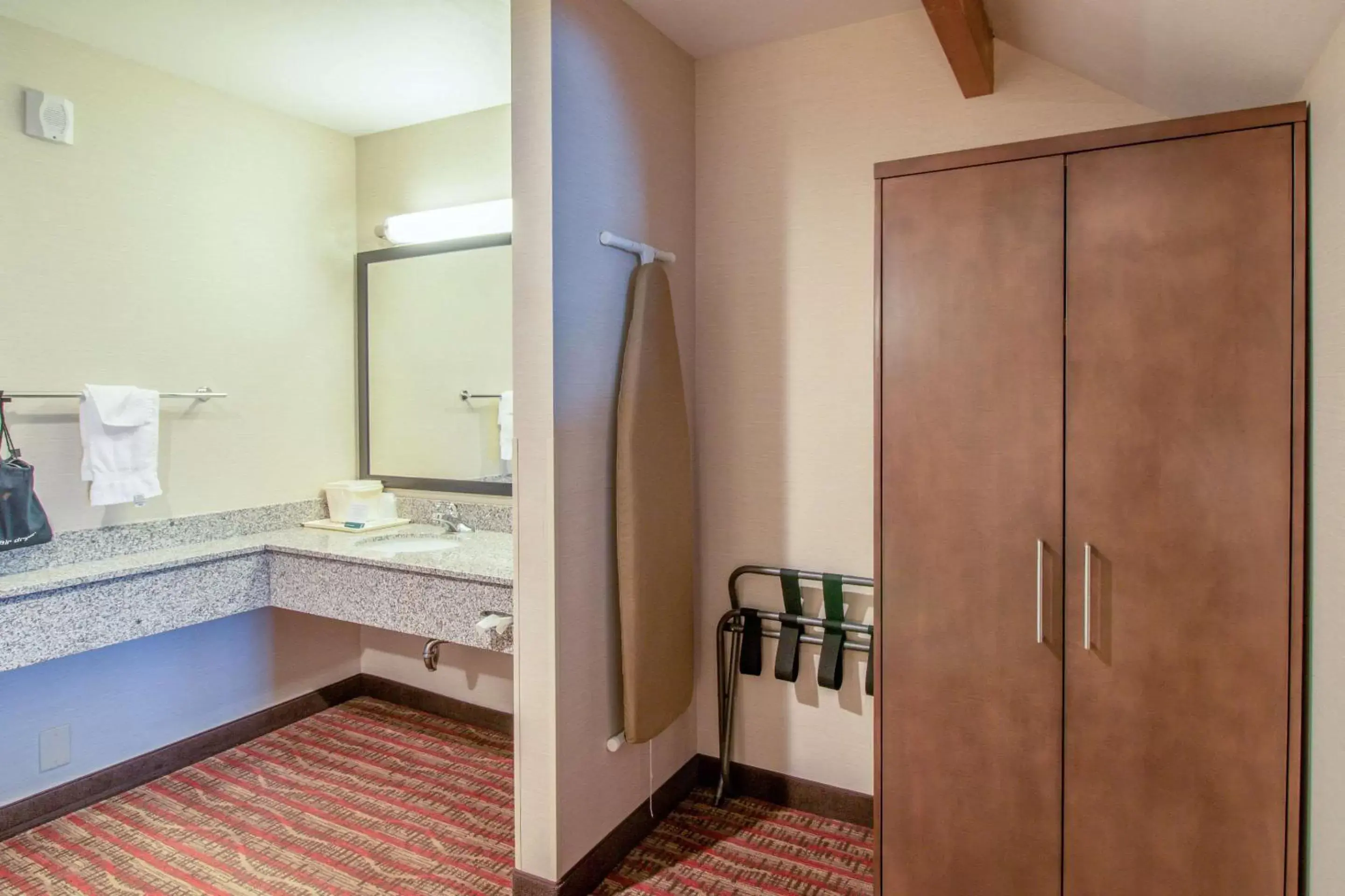 Photo of the whole room, Bathroom in Quality Inn near Rocky Mountain National Park