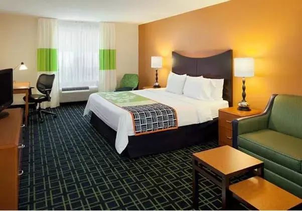 Photo of the whole room, Bed in Country Inn & Suites by Radisson, Fayetteville I-95, NC