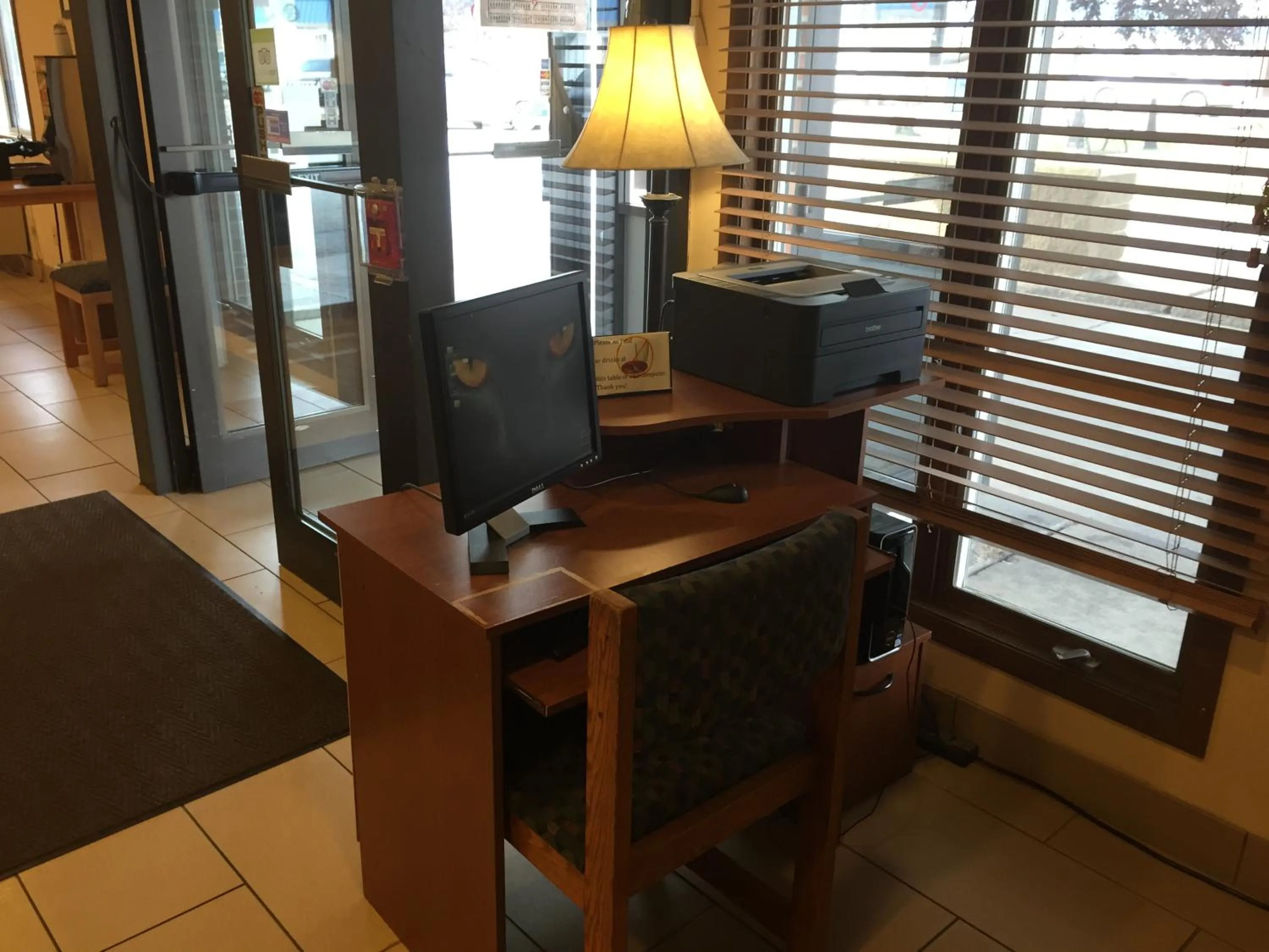 Business facilities, TV/Entertainment Center in Americas Best Value Inn Grand Forks