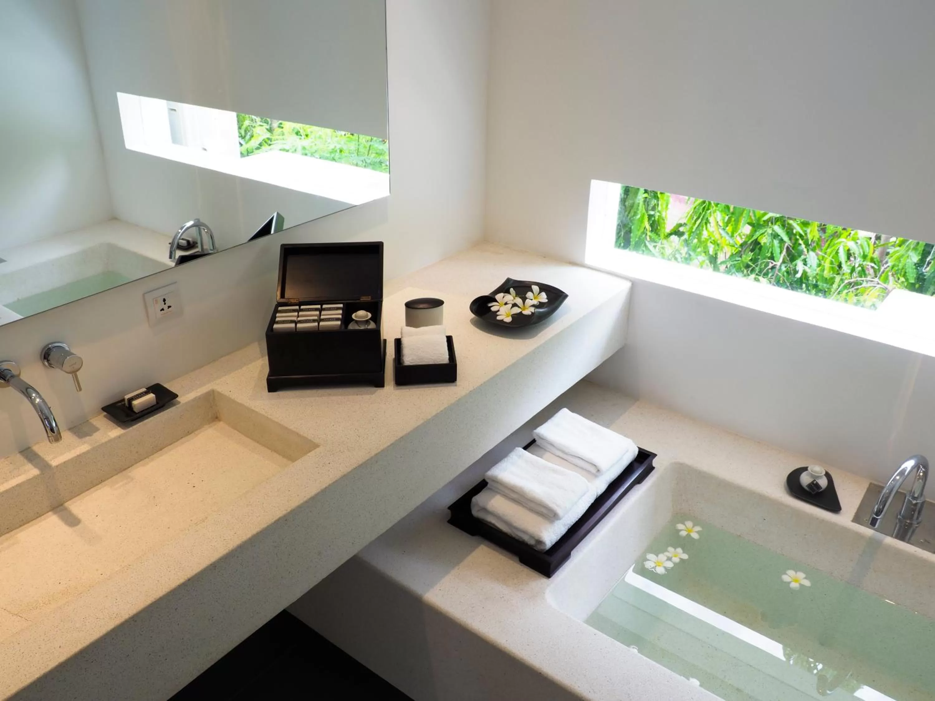 The Bale Phnom Penh by LifestyleRetreats