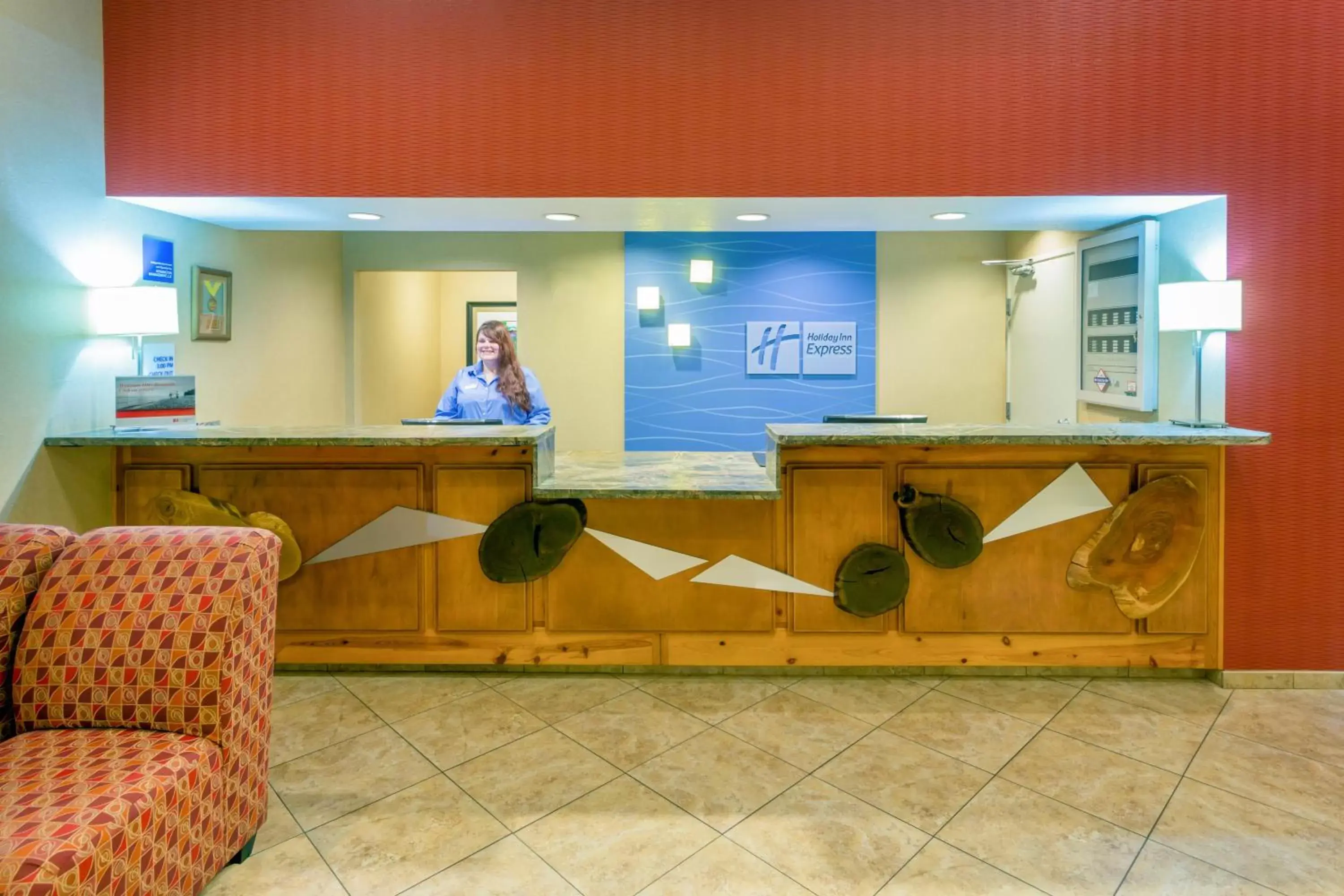 Lobby or reception in Holiday Inn Express Roseburg by IHG Lobby or reception in Holiday Inn Express Roseburg by IHG