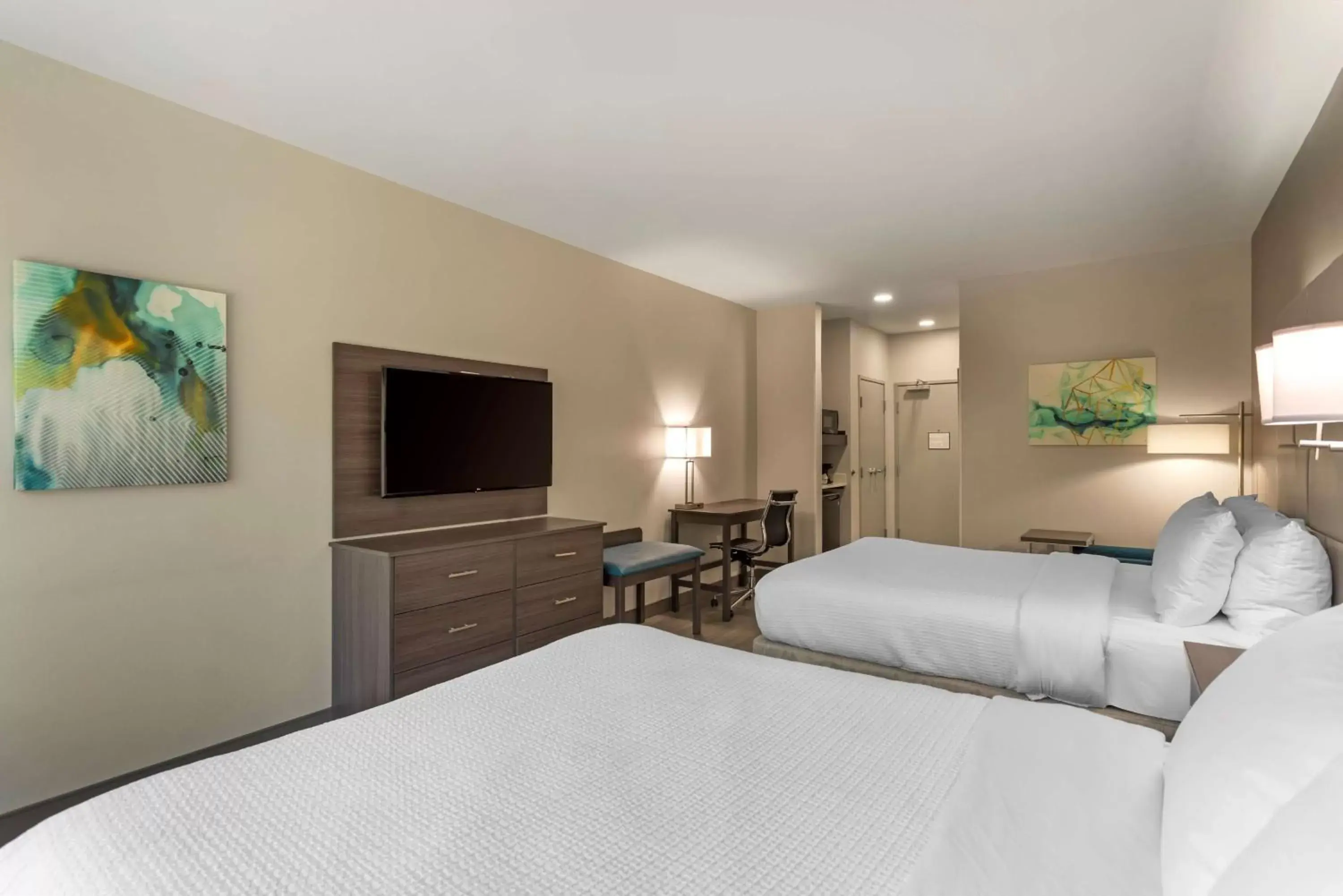 Bedroom, Bed in Best Western Plus Executive Residency Antioch Inn