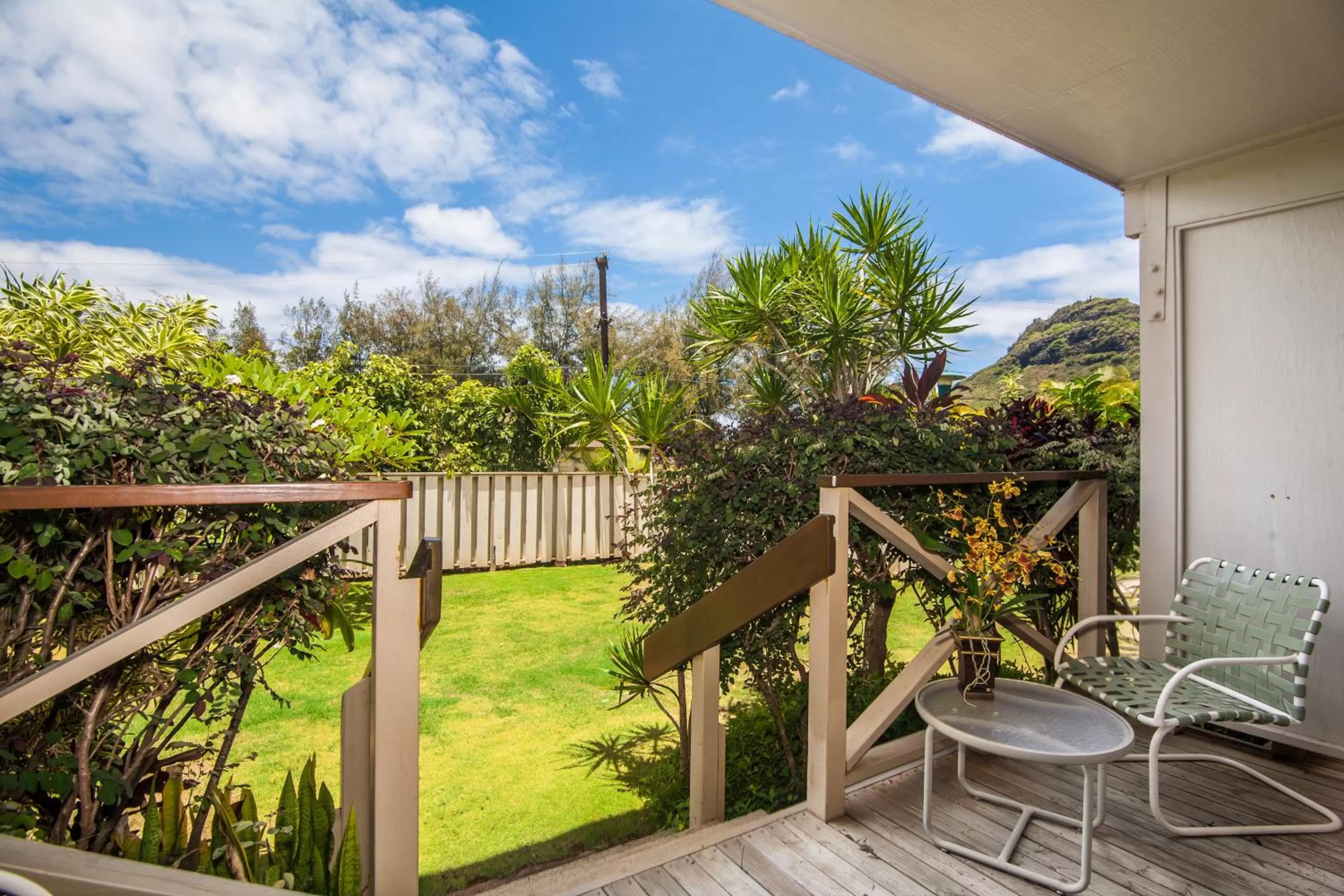 Facade/entrance in The Kauai Inn