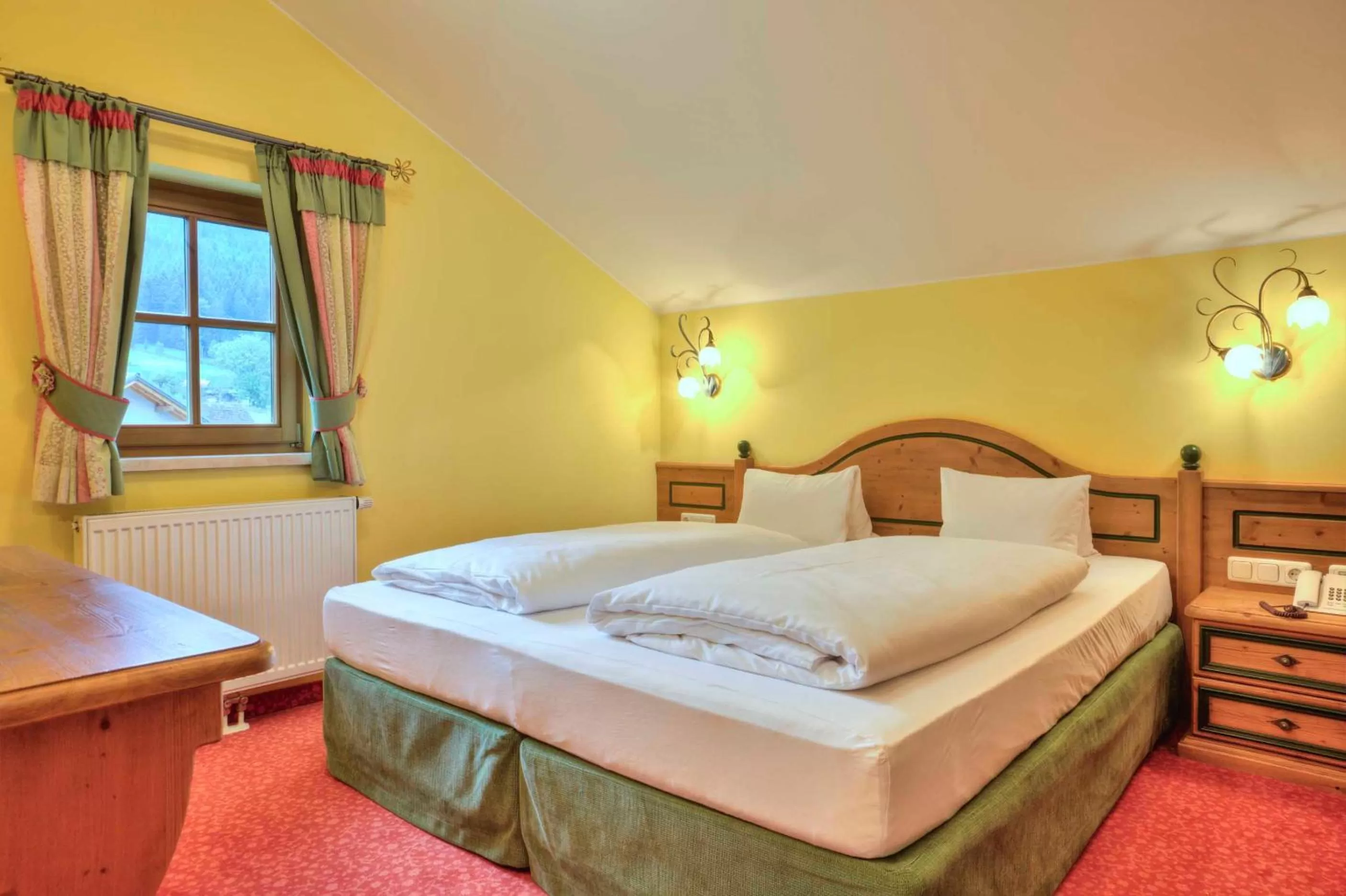 Bedroom, Bed in Hotel Sommerhof