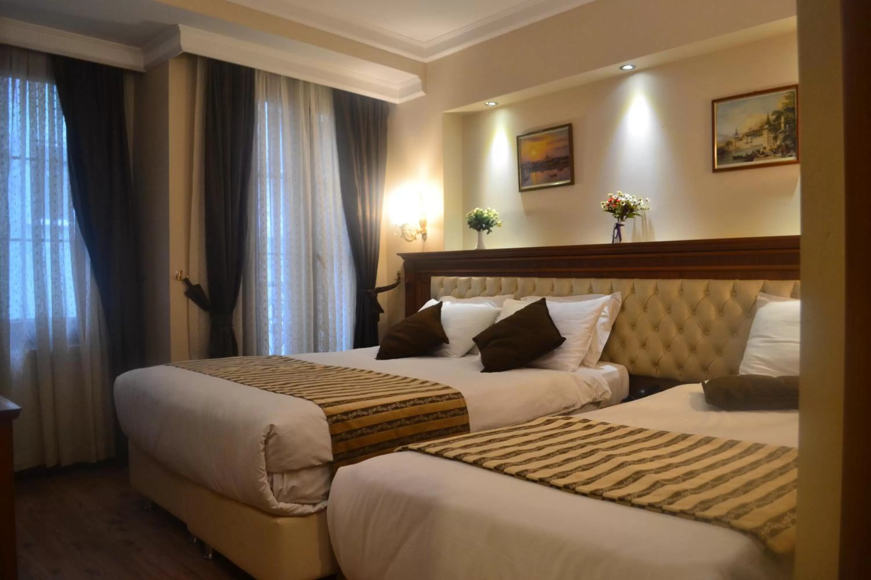 Bed in Seven Days Hotel - İstanbul