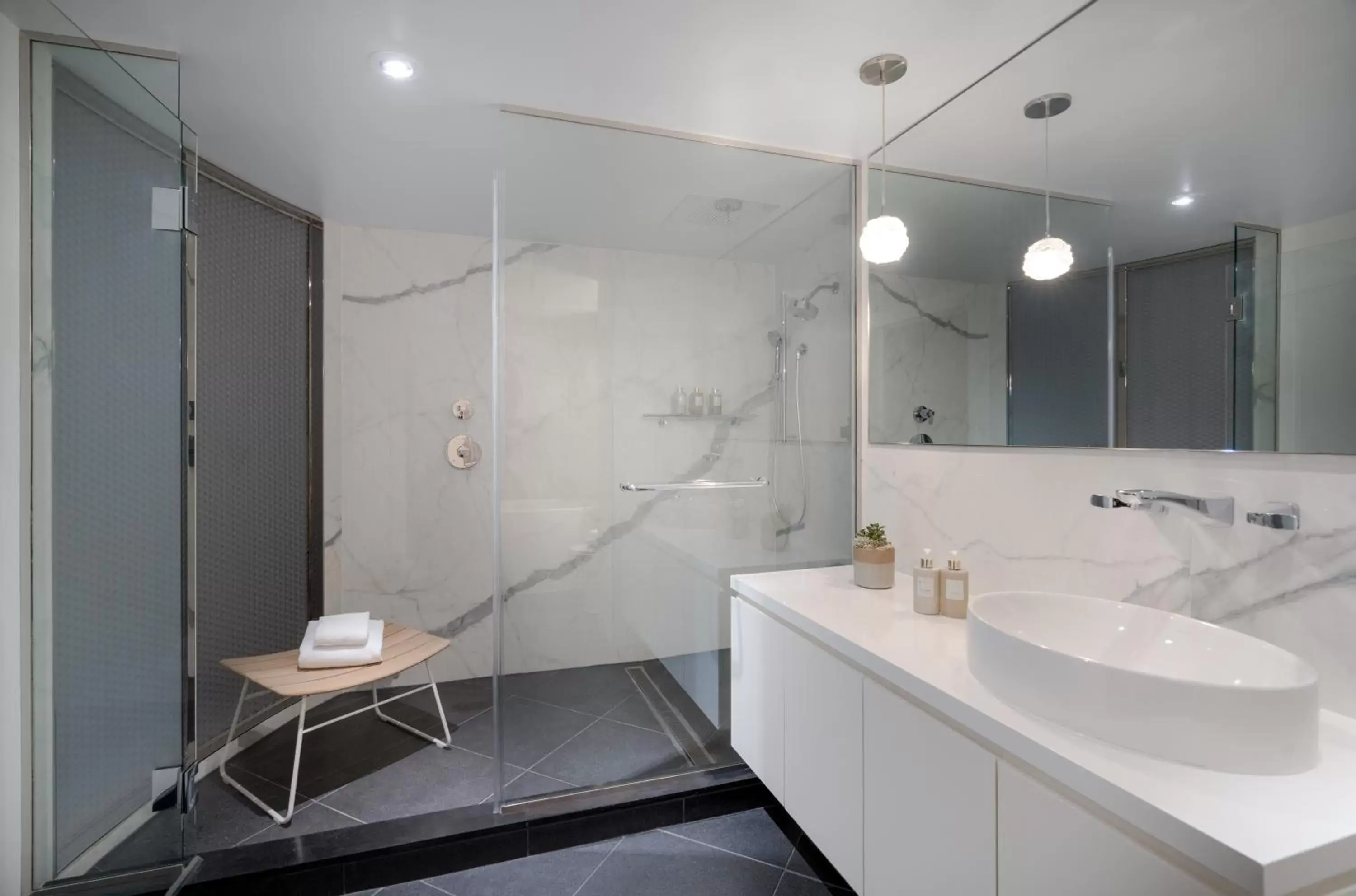 Bathroom in Hotel Zena, a Viceroy Urban Retreat