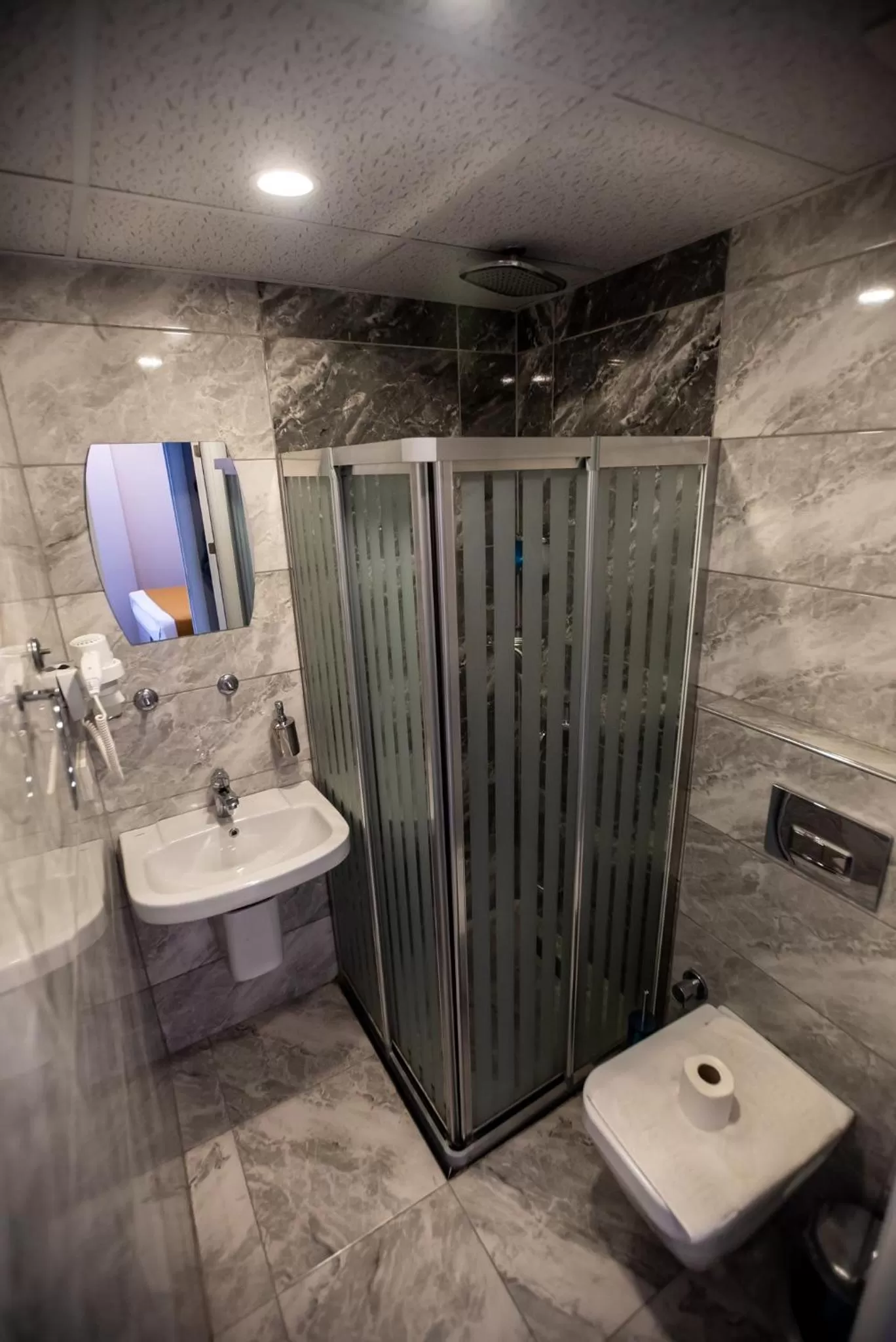 Bathroom in New Taksim Hotel