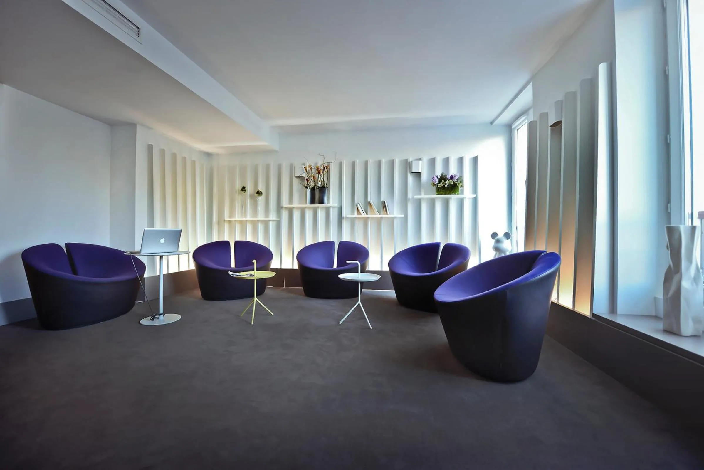 Business facilities in Hôtel Le Marcel Paris Gare de l'Est