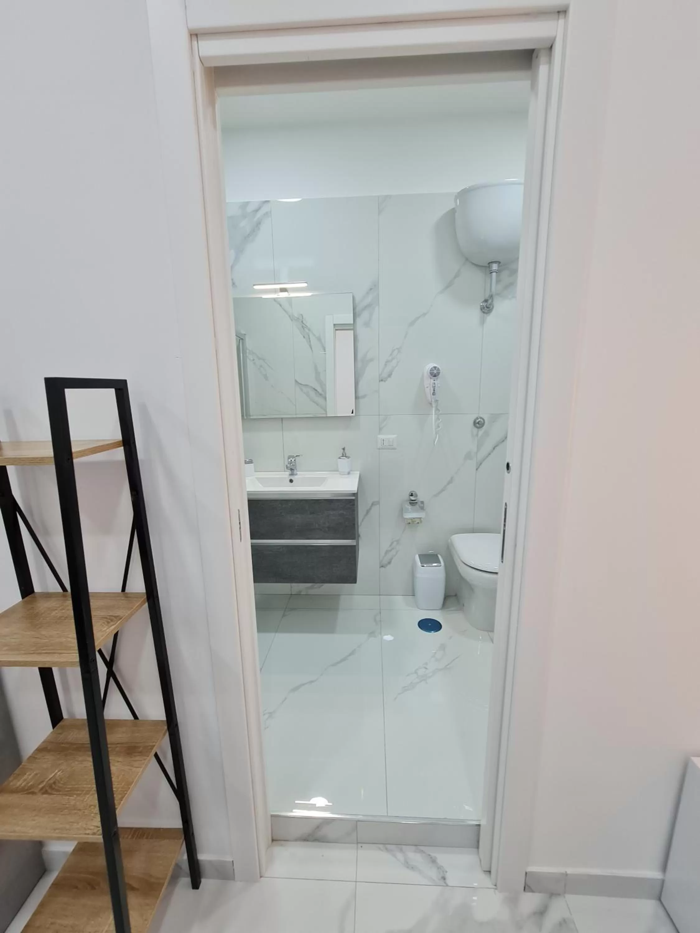 Bathroom in Lumacors House