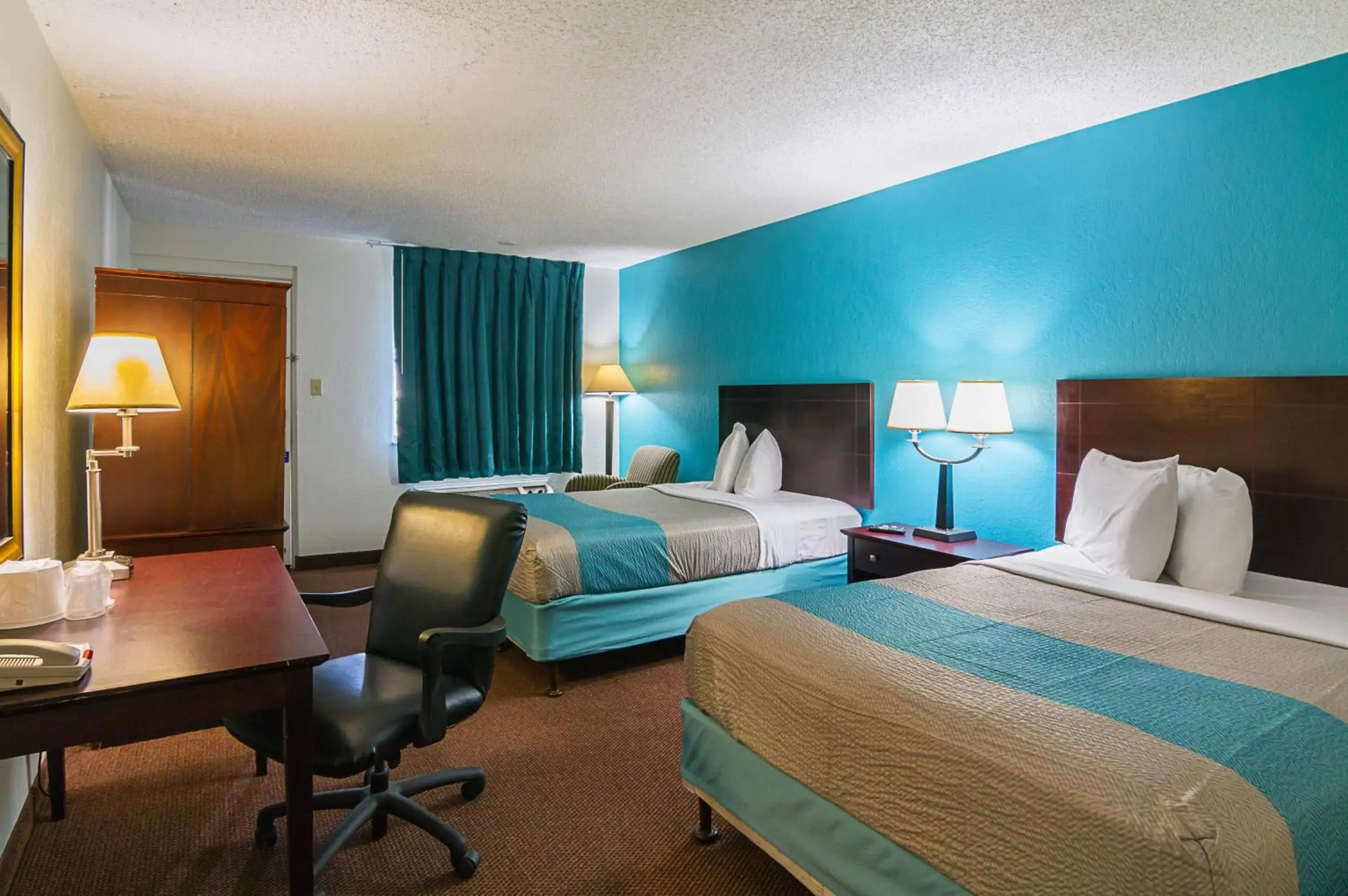Bedroom, Bed in Motel 6-Ocala, FL - Conference Center