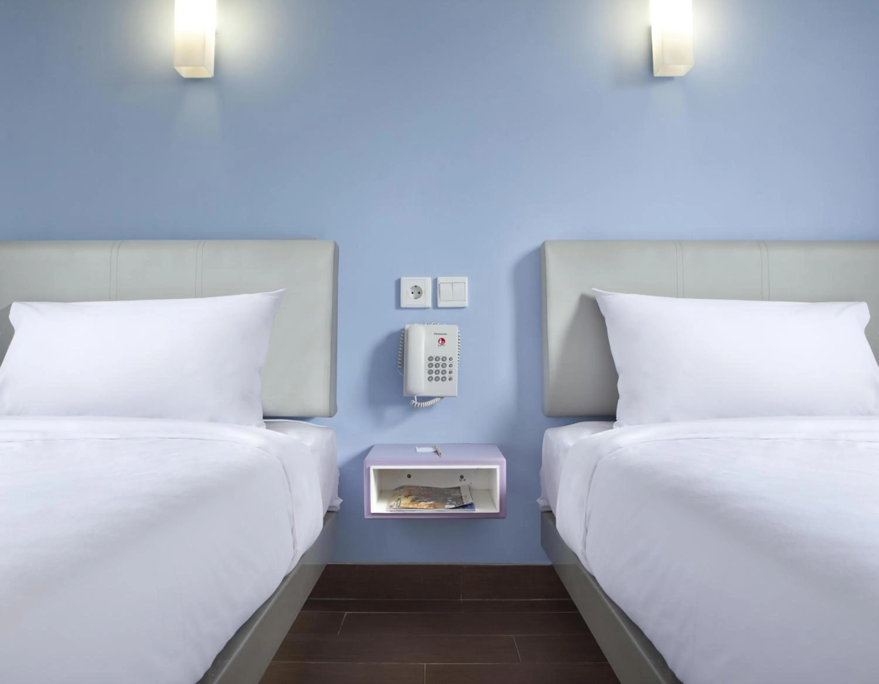 Bed in Amaris Hotel Bandara Soekarno Hatta