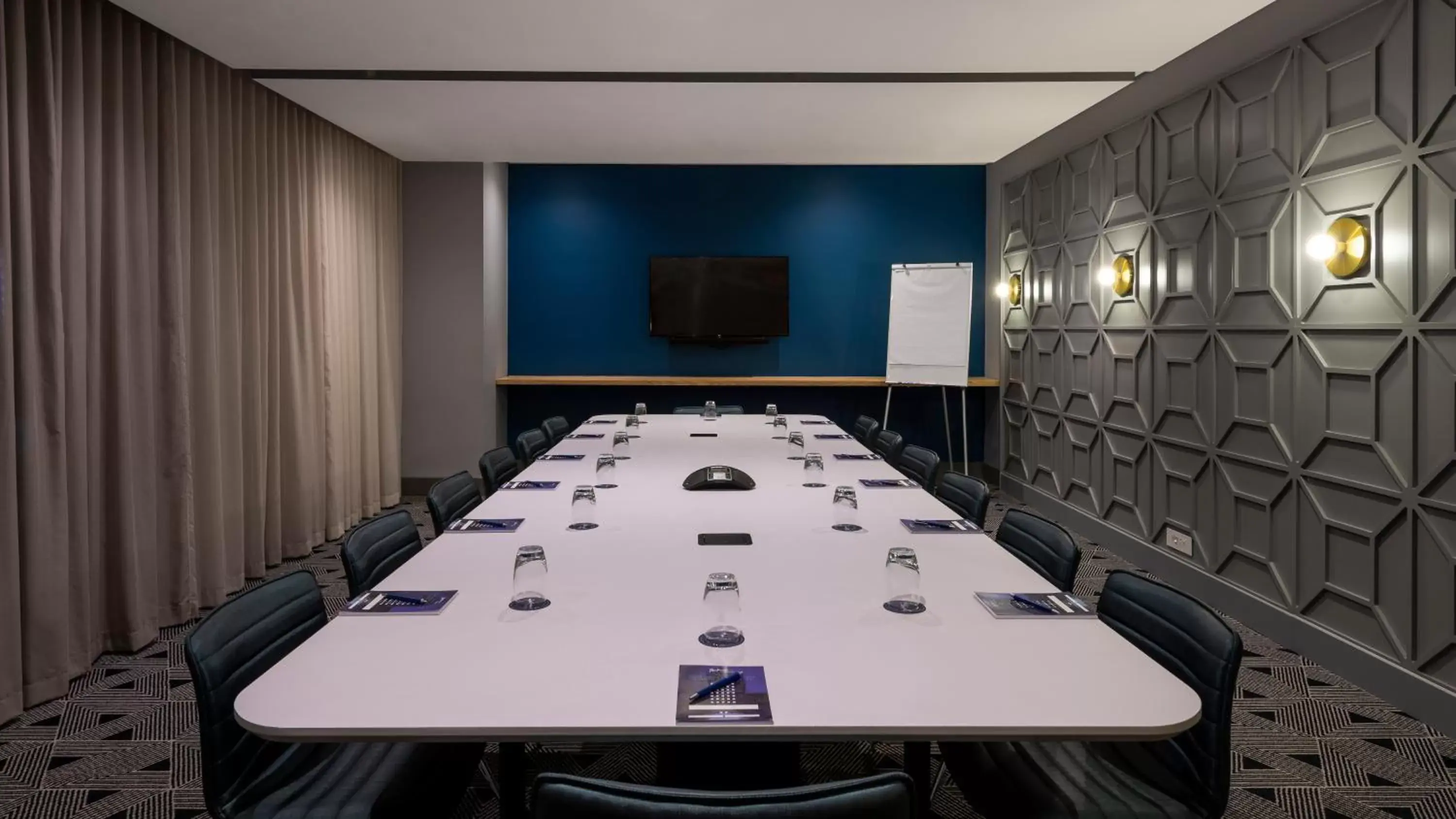 Meeting/conference room in Pullman Cape Town City Centre