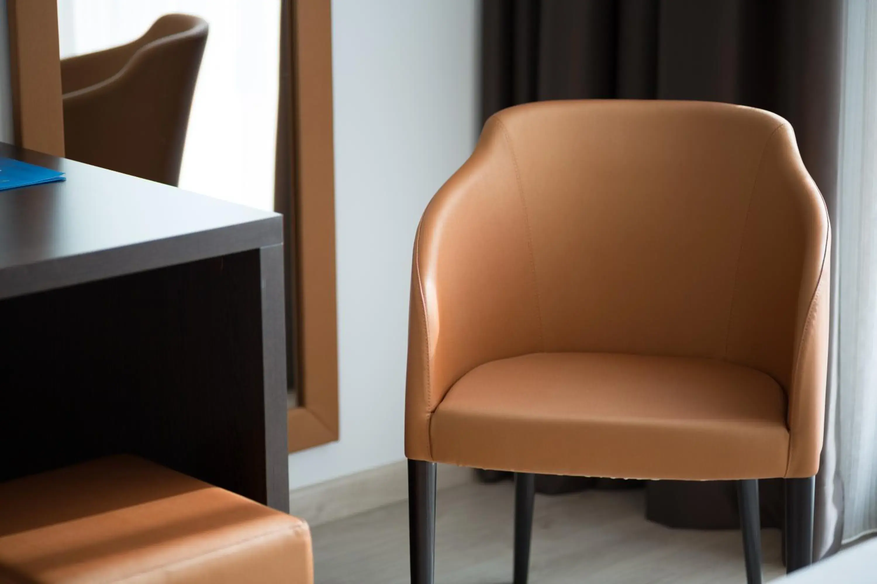 Bedroom, Seating Area in Hotel Brandoli