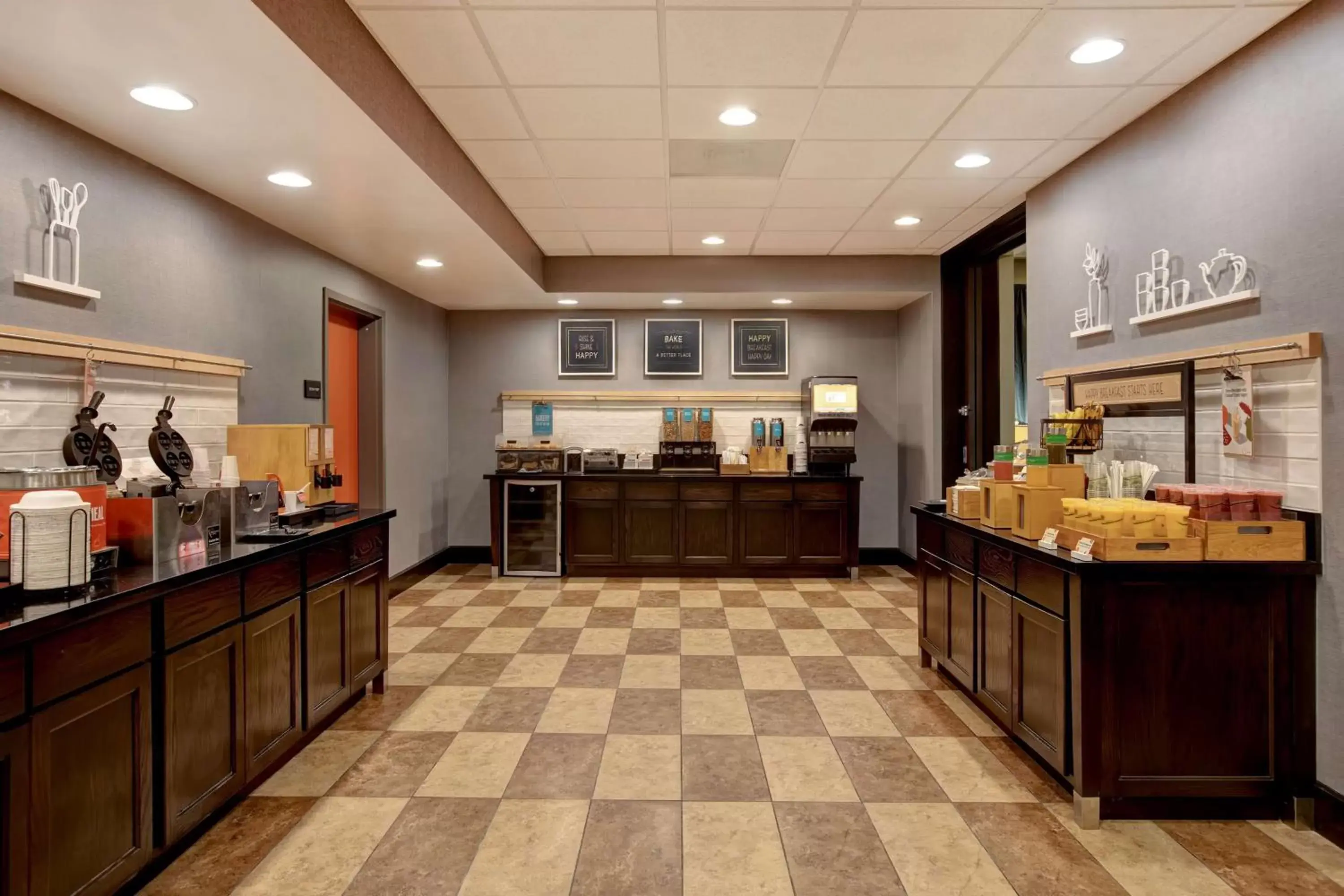 Breakfast in Hampton Inn Dekalb - Near the University Breakfast in Hampton Inn Dekalb - Near the University