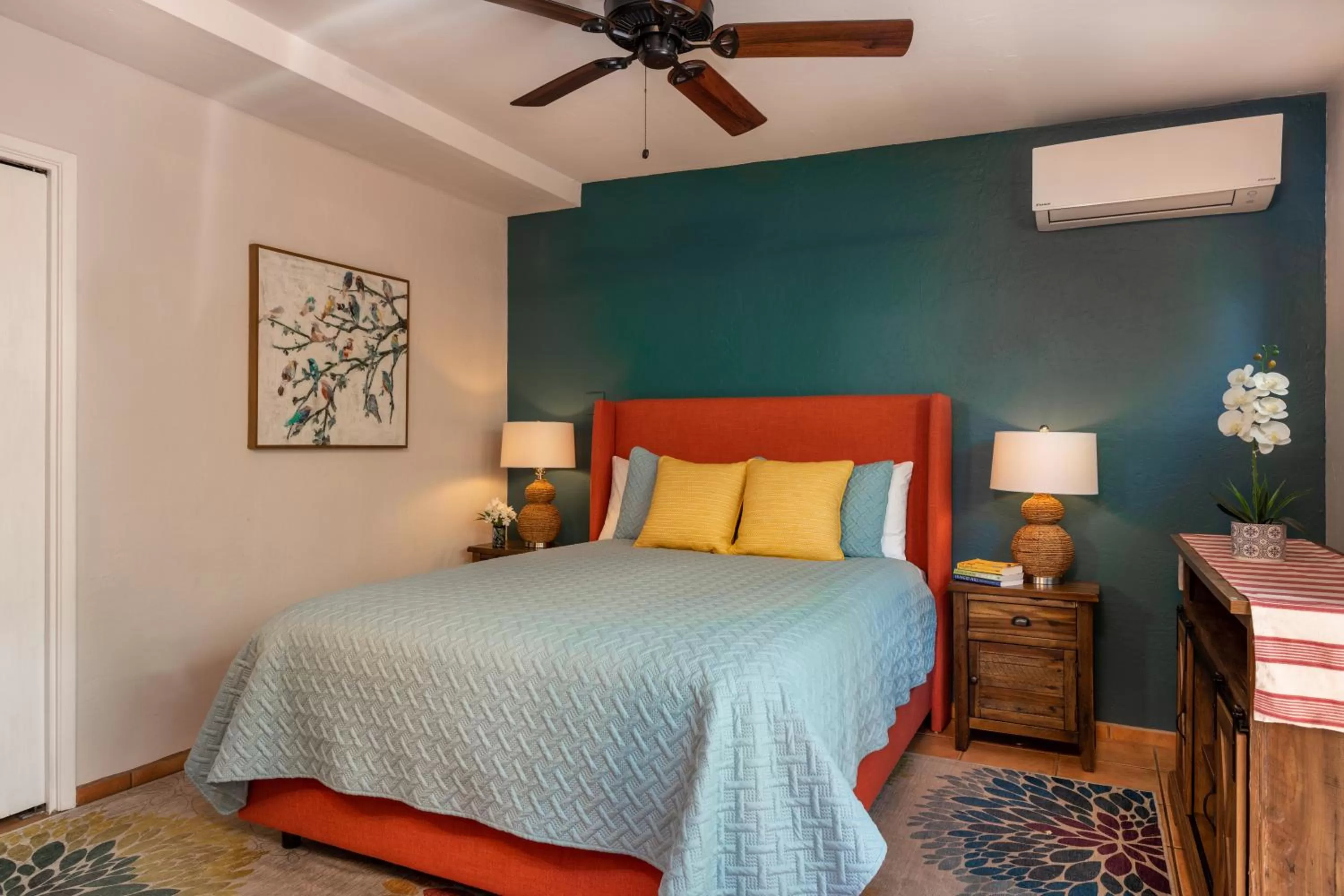 Bed in Adobe Rose Inn