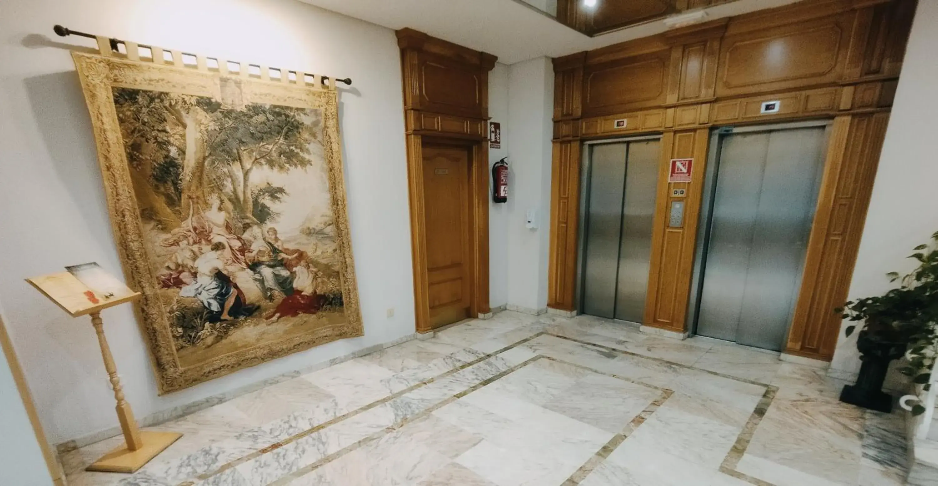 Lobby or reception in Hotel Santa Cecilia