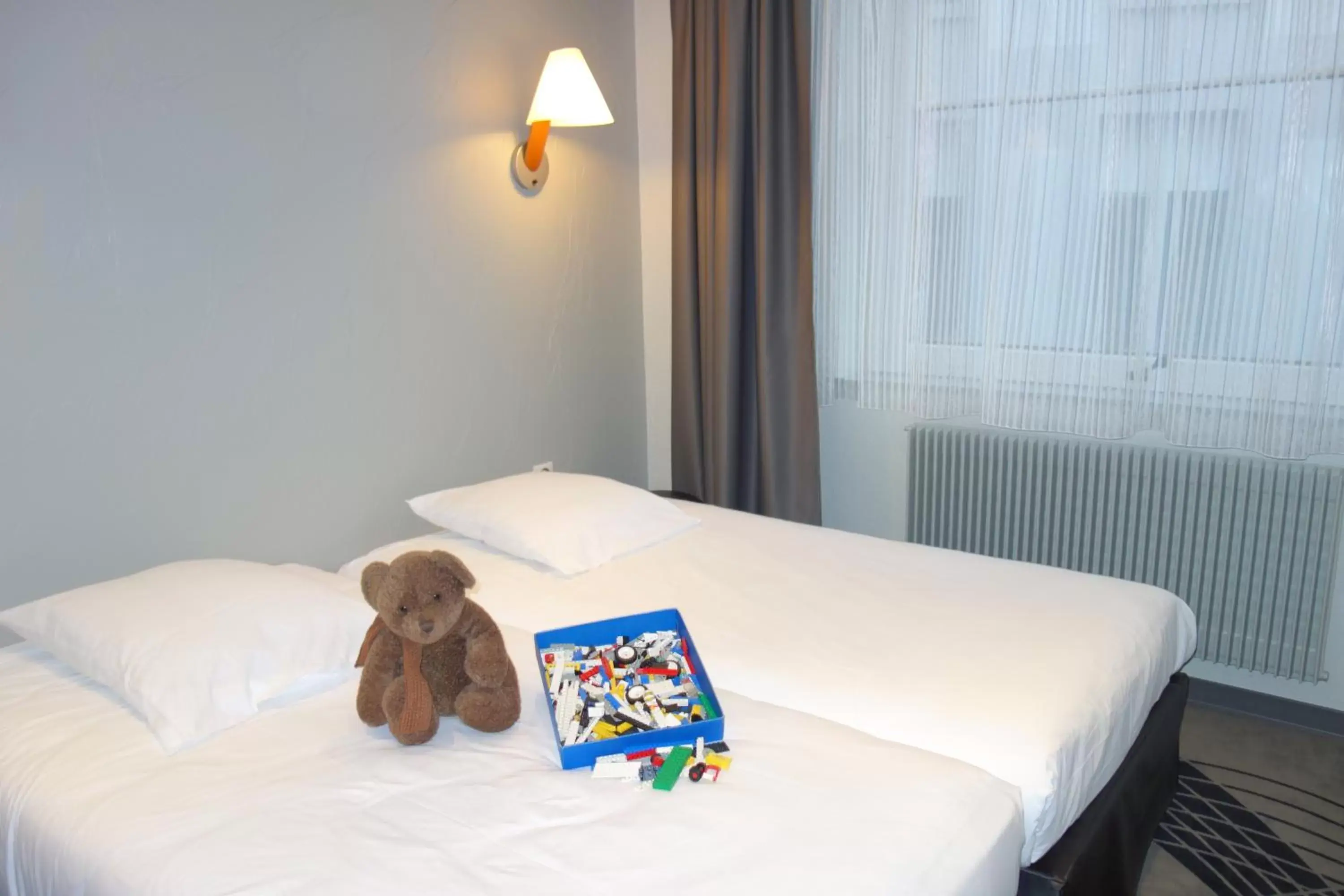 children, Bed in Mercure Epinal Centre