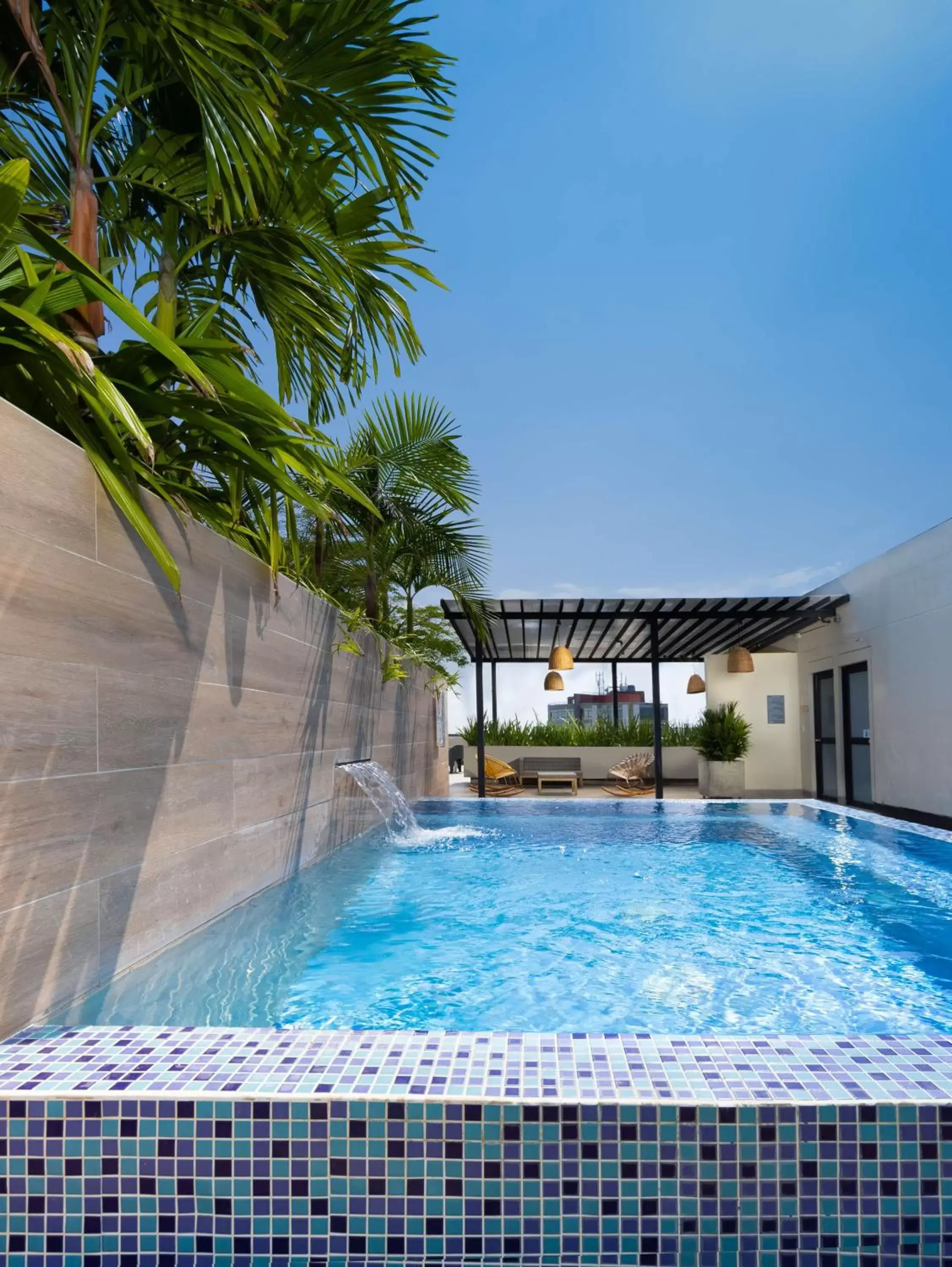 Pool view, Swimming Pool in Hilton Garden Inn Cali Ciudad Jardin