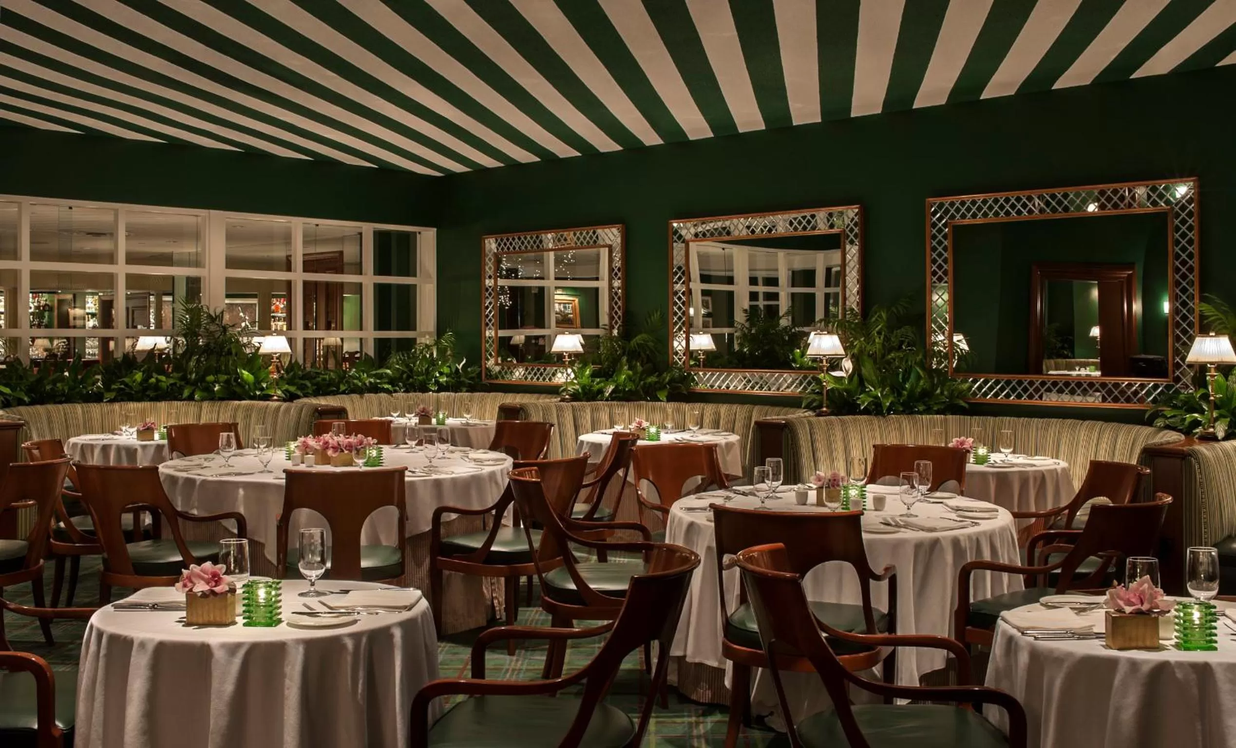 Restaurant/places to eat in The Beverly Hills Hotel - Dorchester Collection