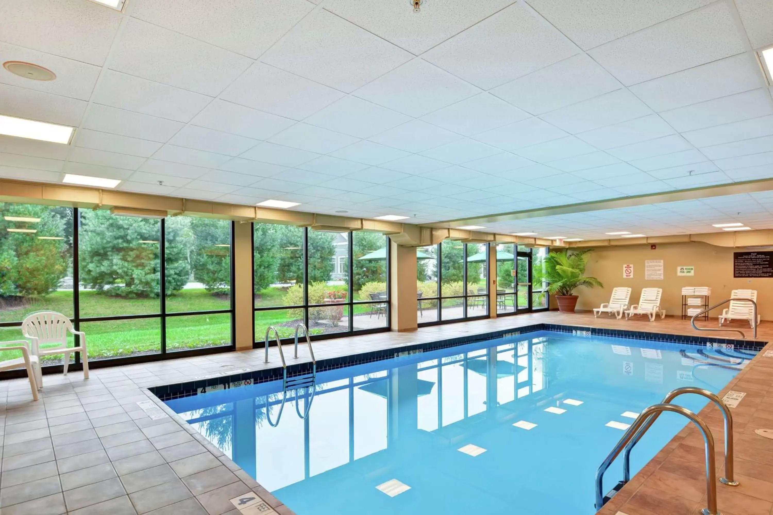 Pool view, Swimming Pool in Hampton Inn Sayre