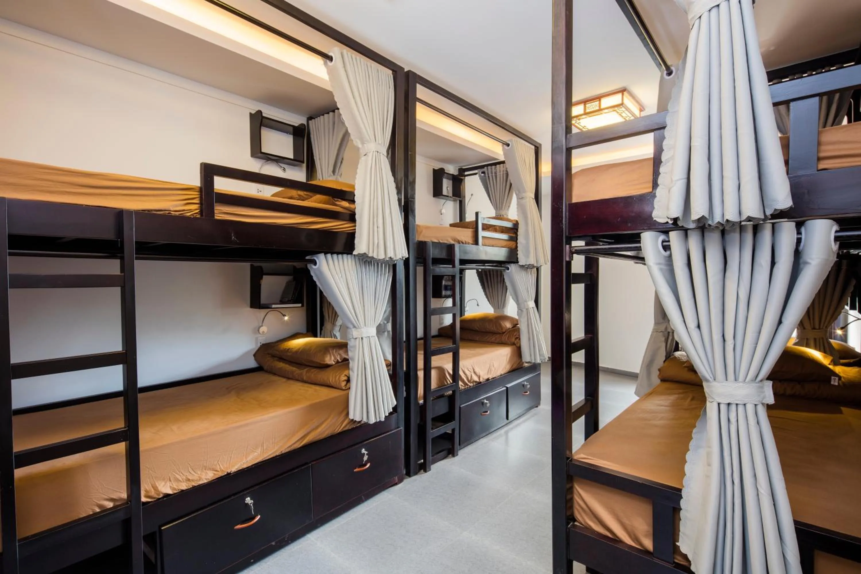 bunk bed, Bed in Phu House