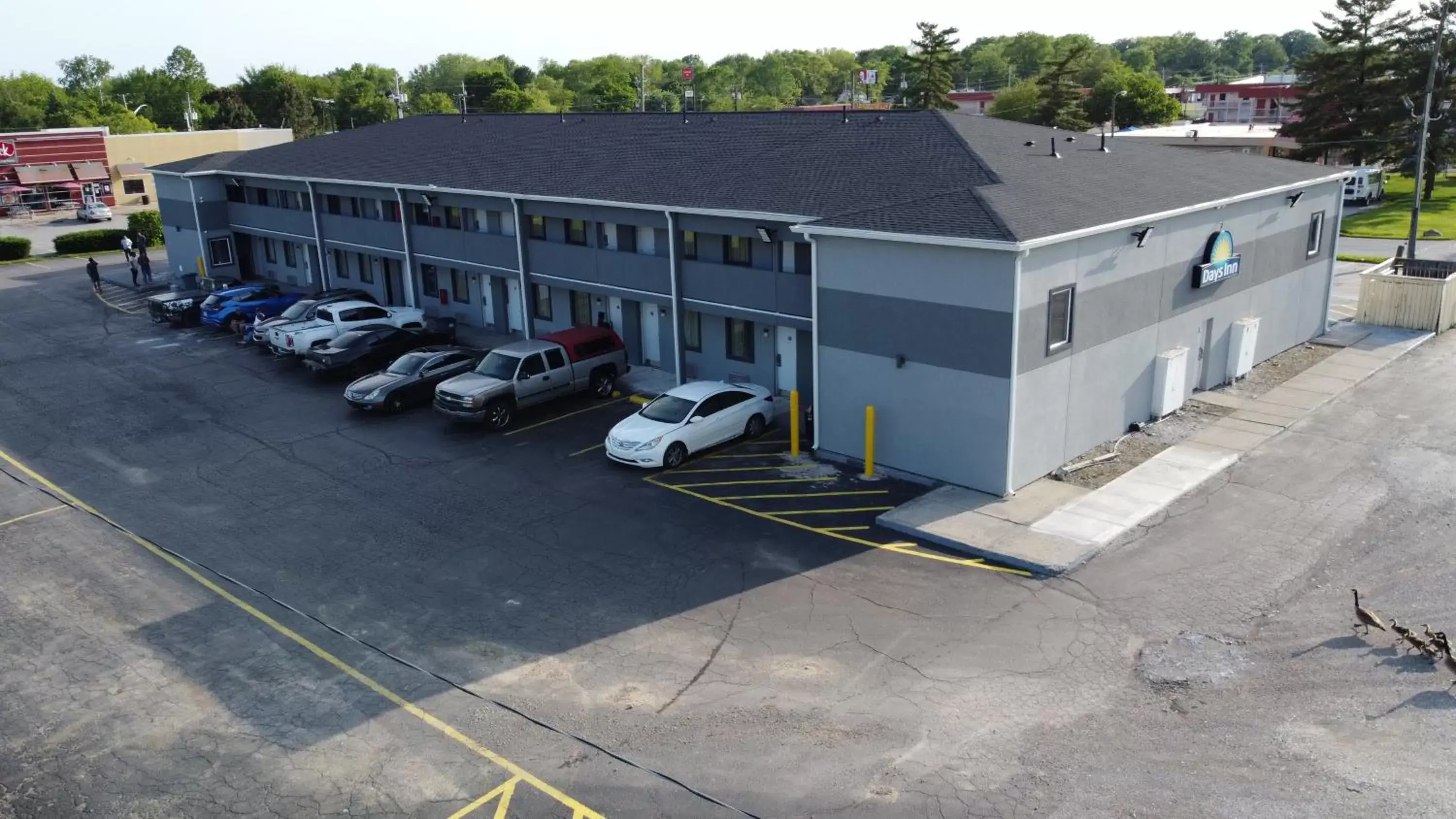 Property building, Bird's-eye View in Days Inn by Wyndham Indianapolis East Post Road