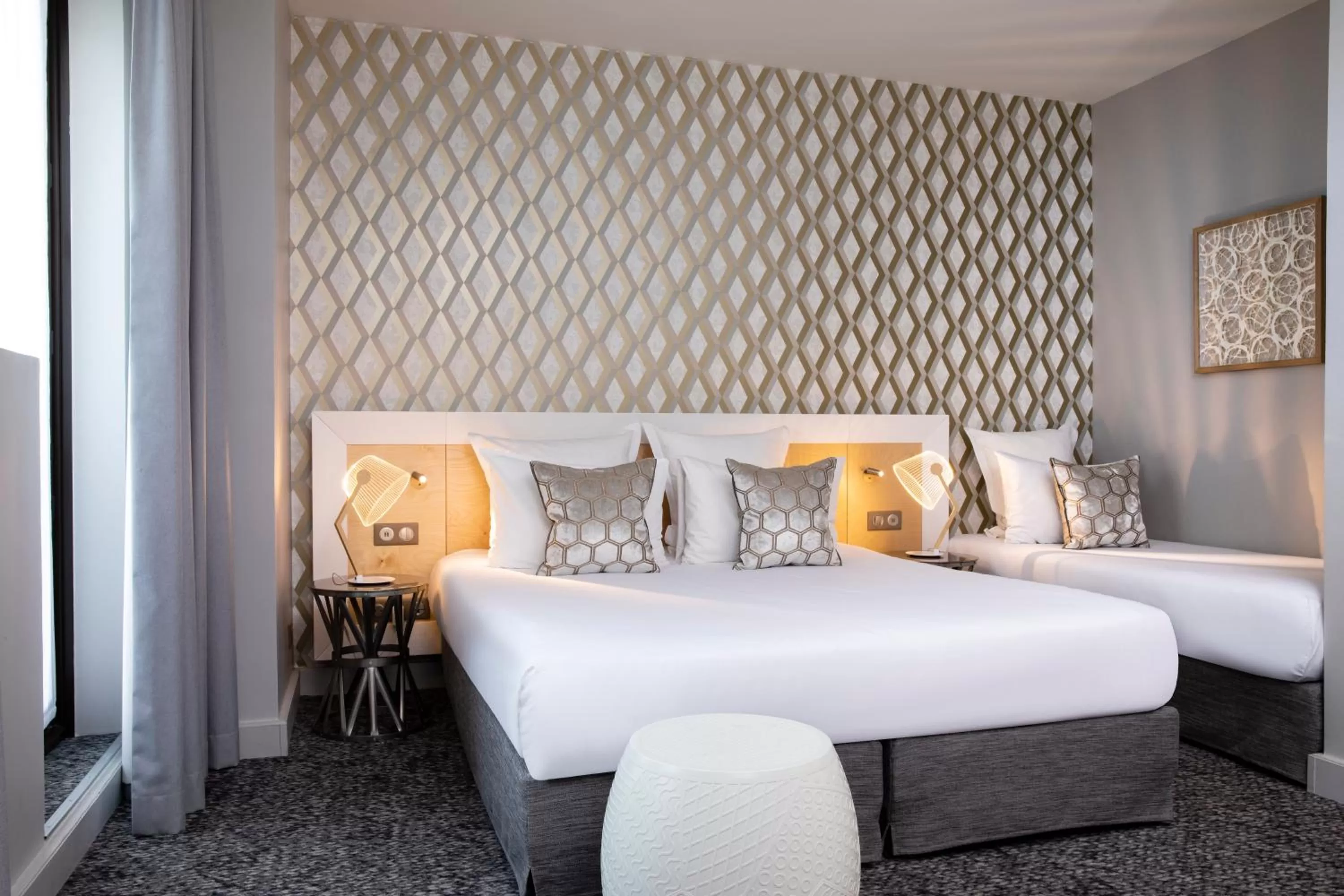 Bed in Paris Bastille