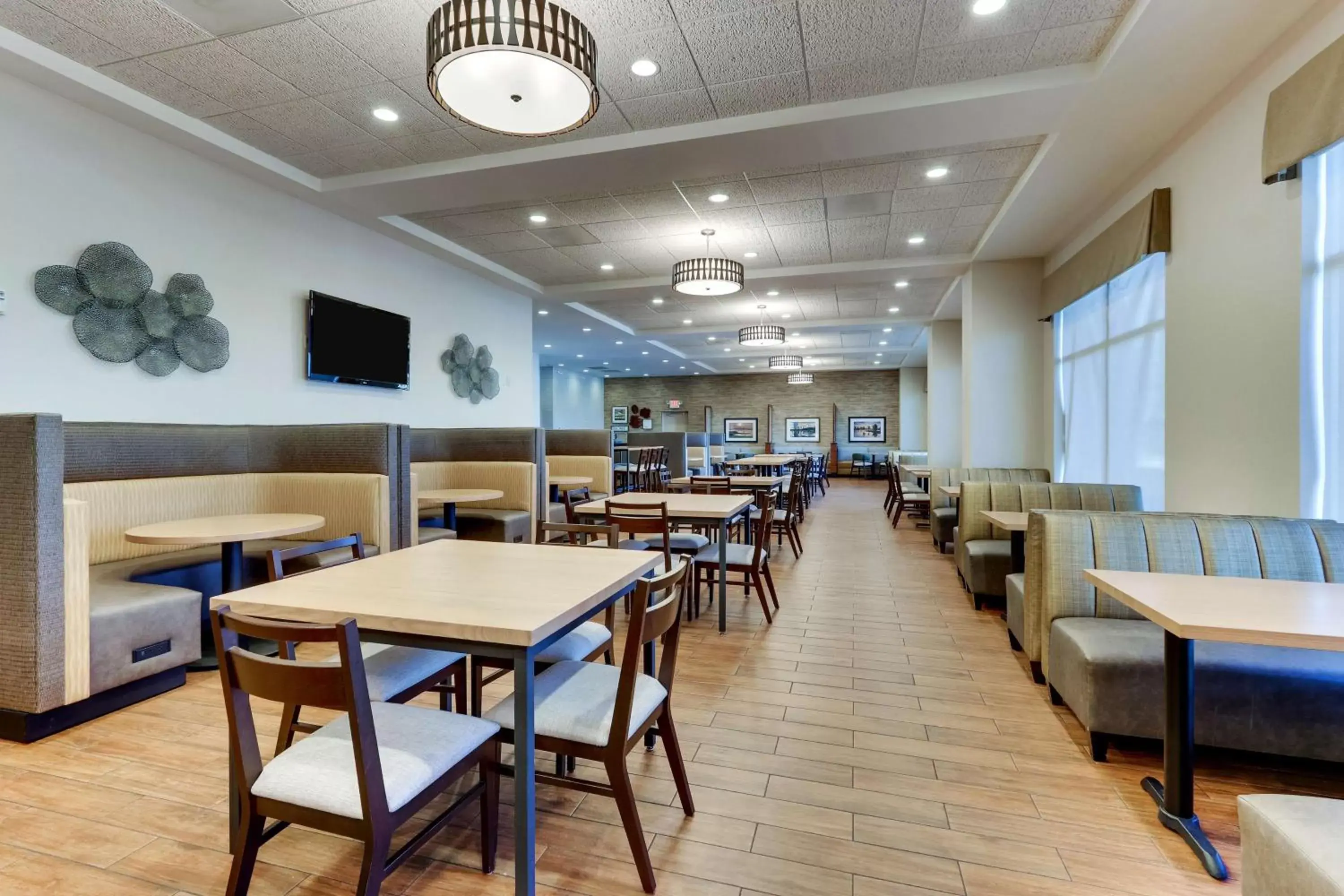 Restaurant/Places to Eat in Drury Inn & Suites Orlando near Universal Orlando Resort