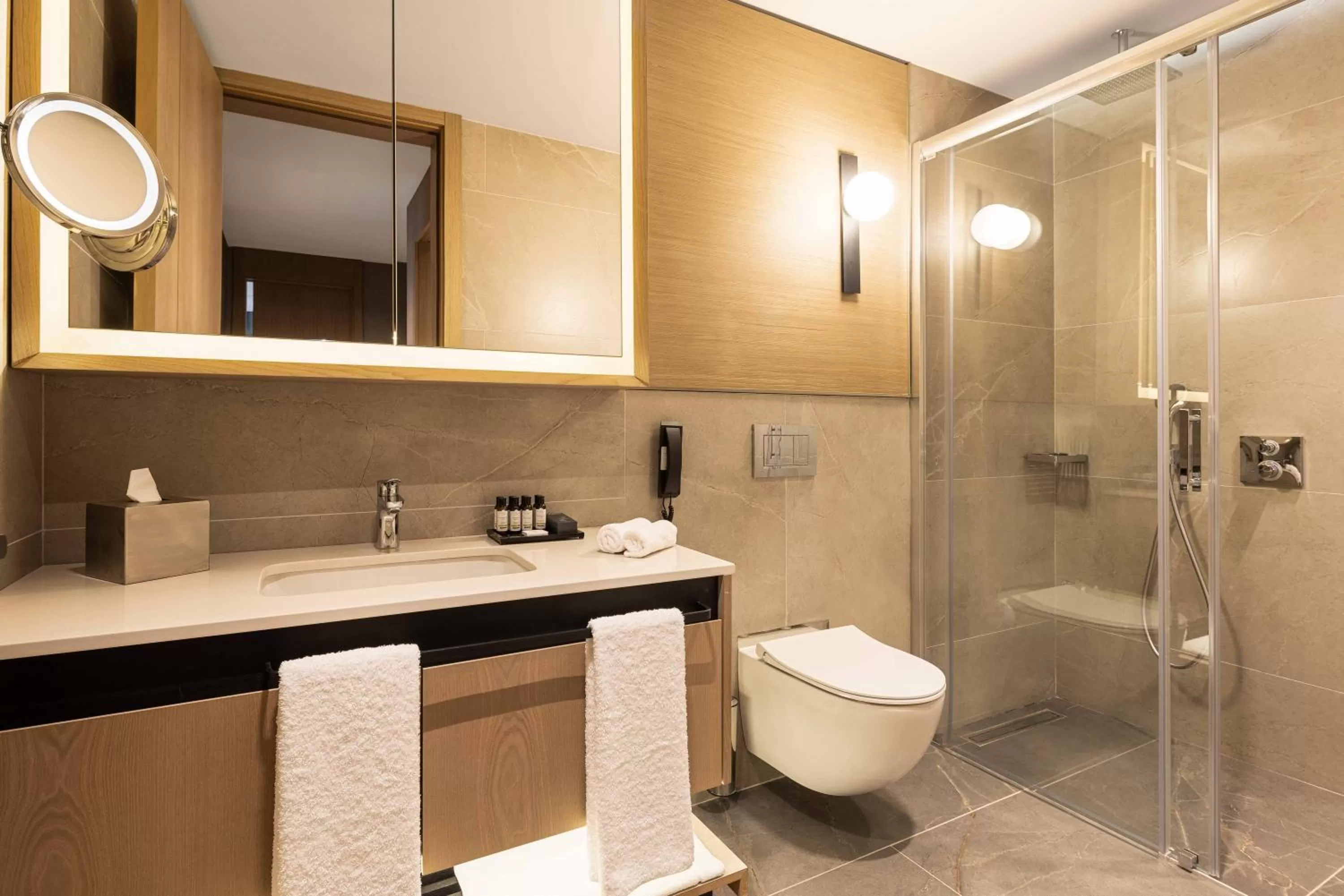 Shower in Movenpick Living Istanbul Camlivadi