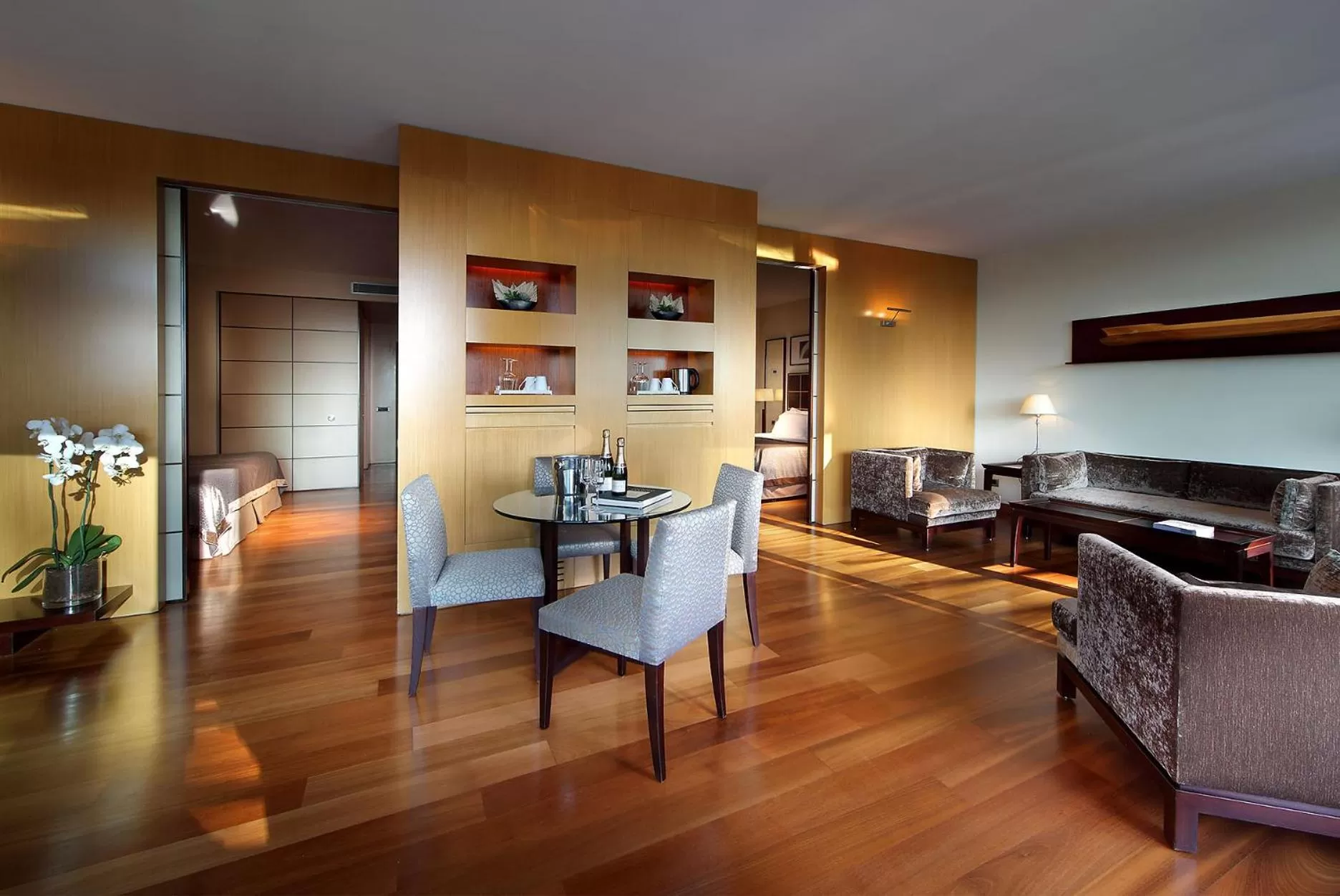 Living room in Eurostars Grand Marina Hotel GL