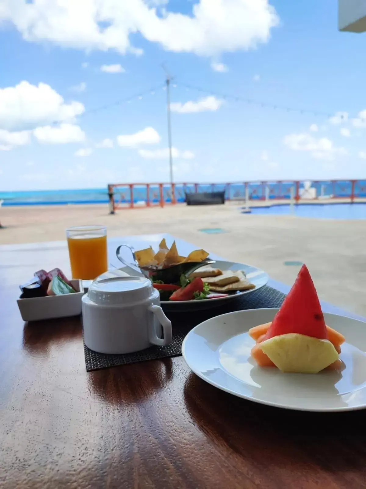 Breakfast in Ocean Drive Hotel