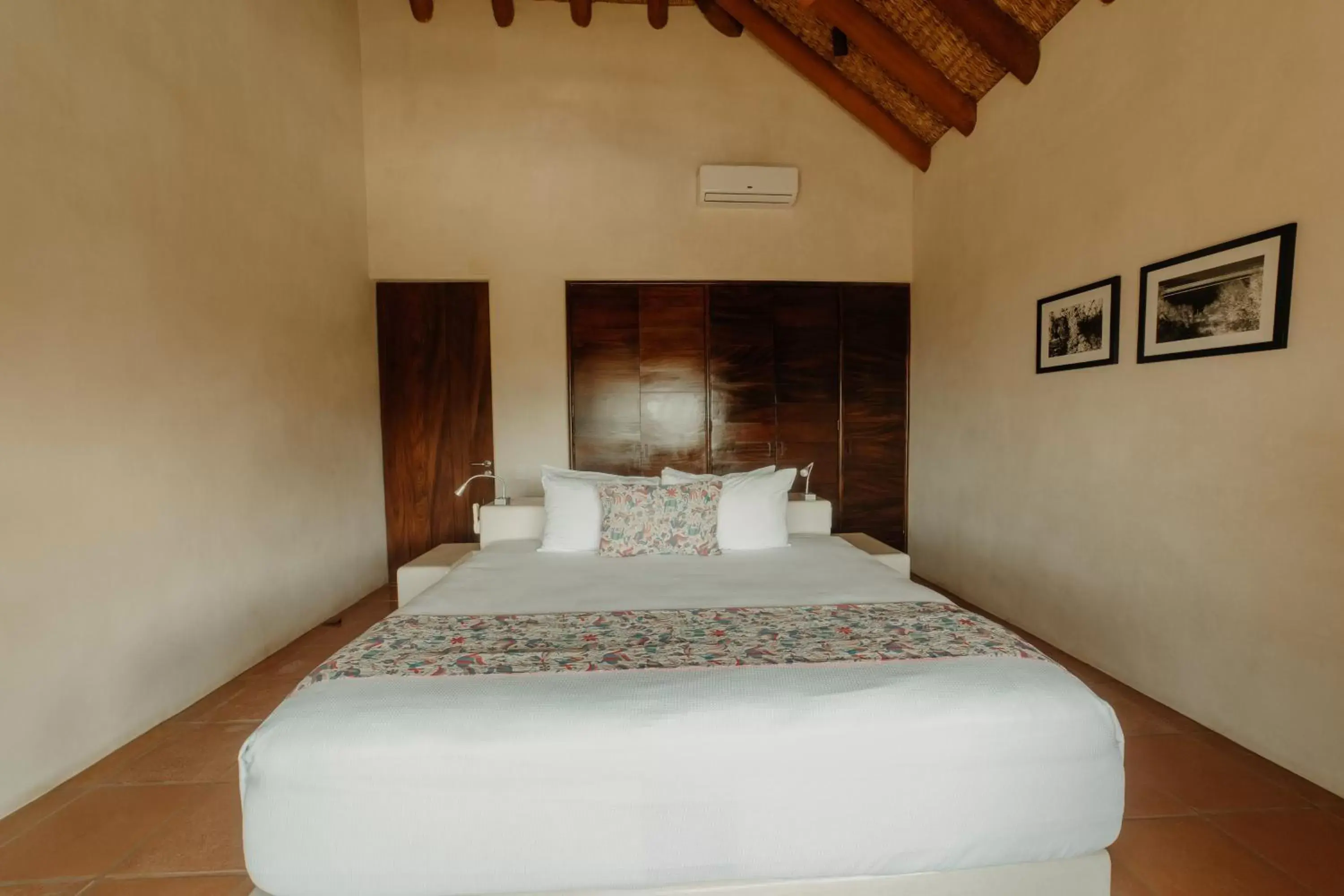Bed in Las Palmas Luxury Villas