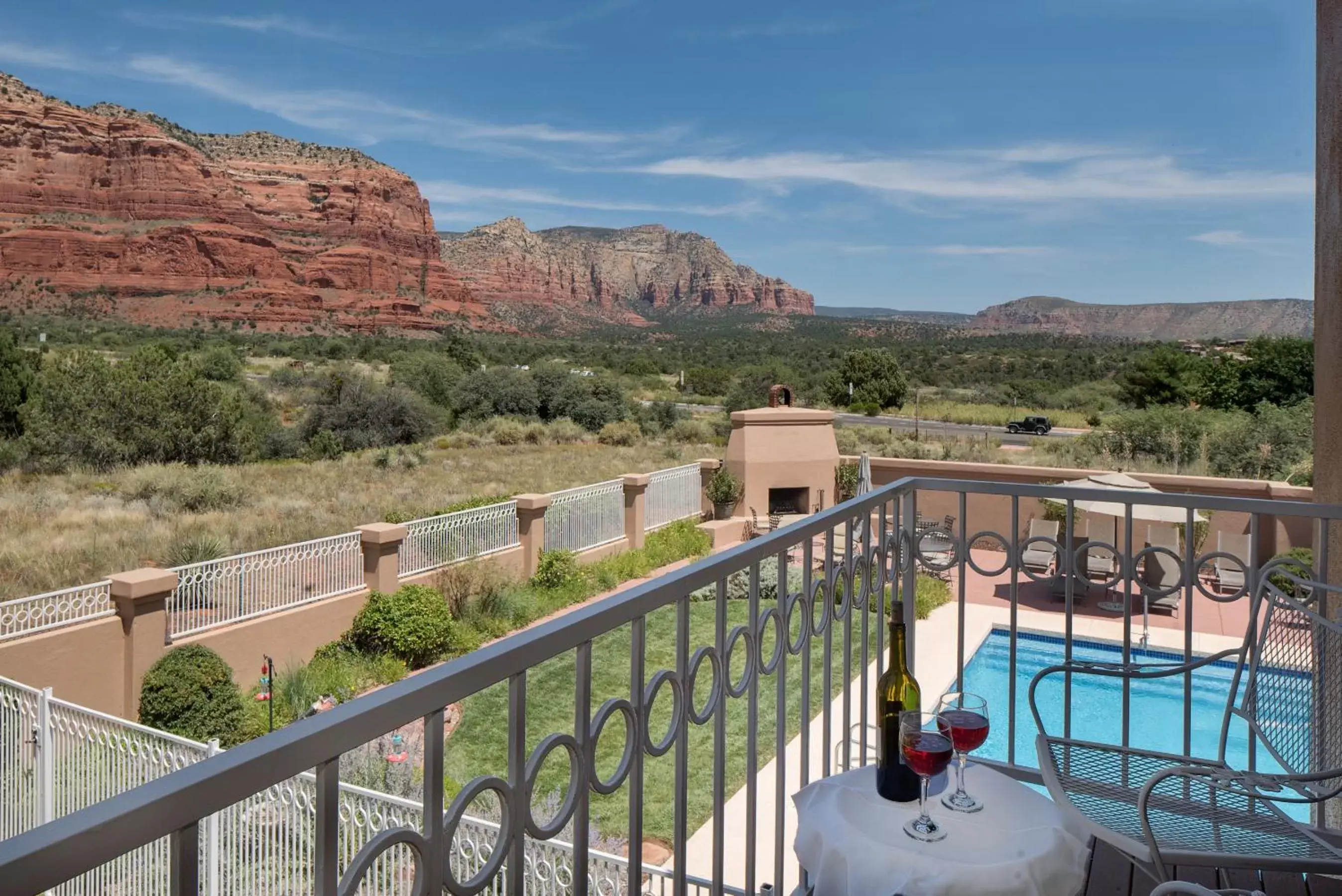 Garden view, Balcony/Terrace in Canyon Villa Bed & Breakfast Inn of Sedona