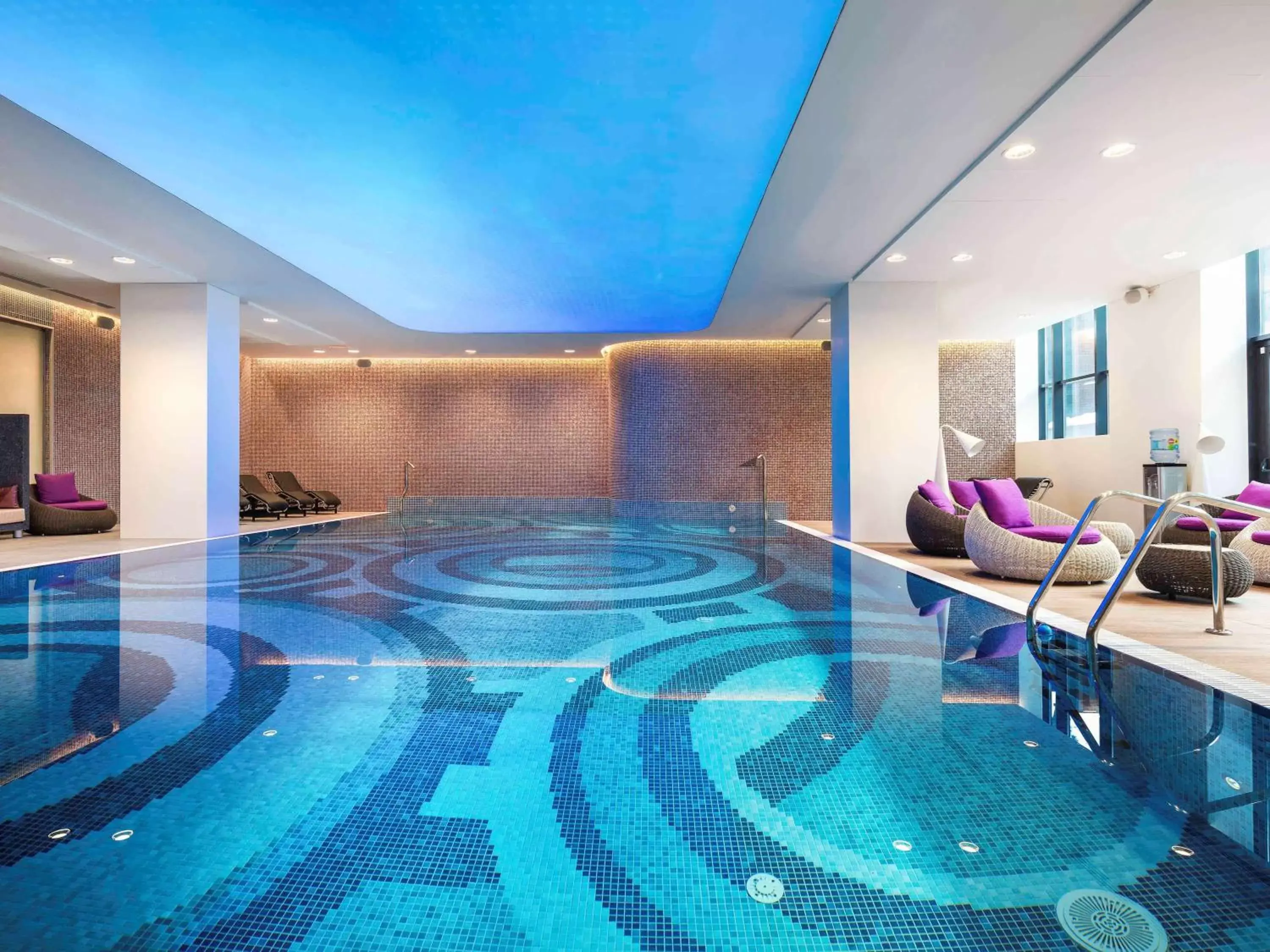 Spa and wellness centre/facilities, Swimming Pool in Novotel Almaty City Center