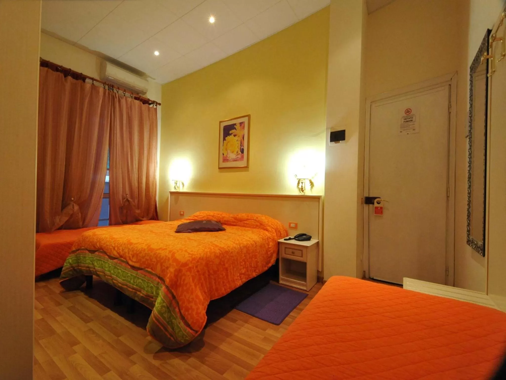 Photo of the whole room, Bed in Hotel Alexander & Spa