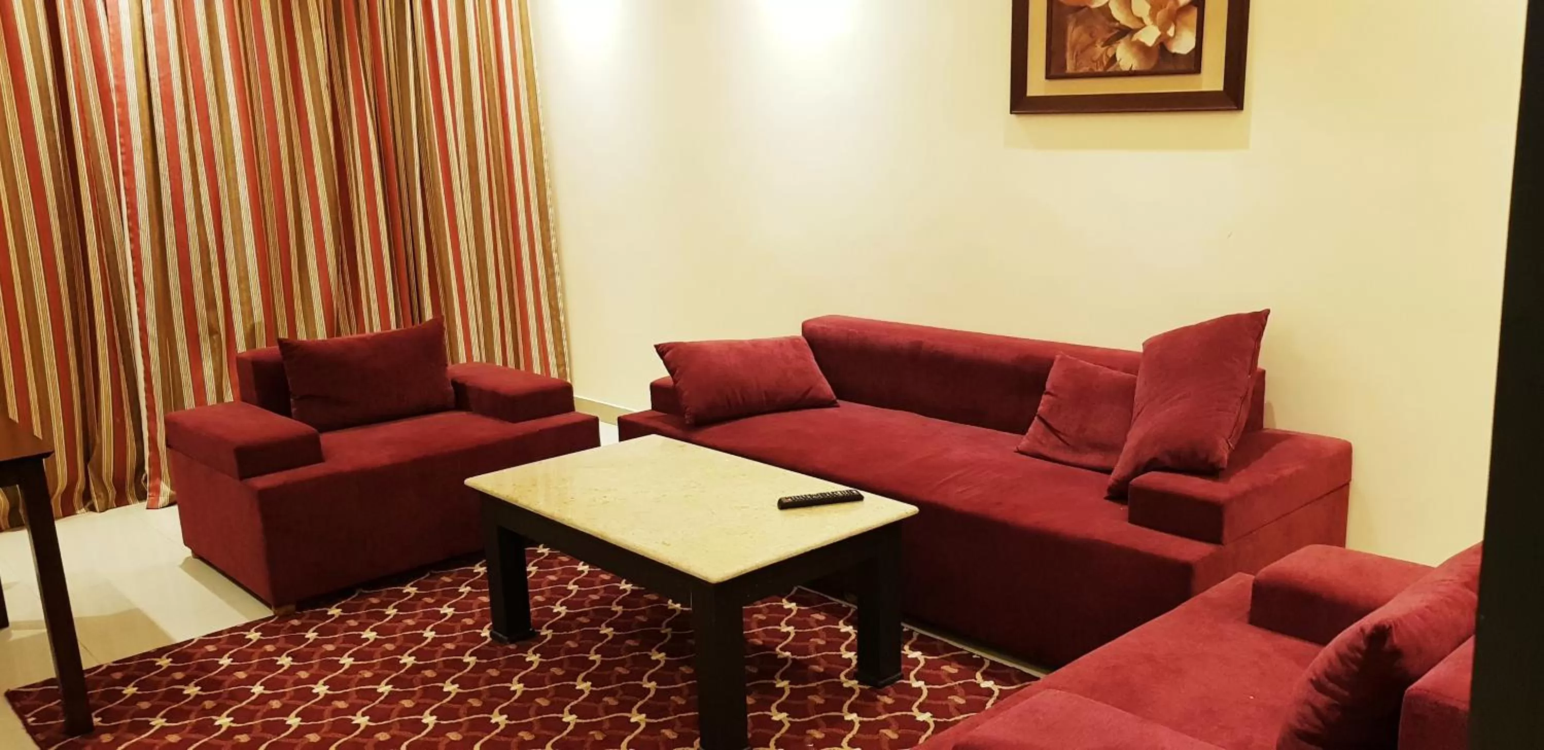 Seating Area in Manazel Al Hamra Apartment 2