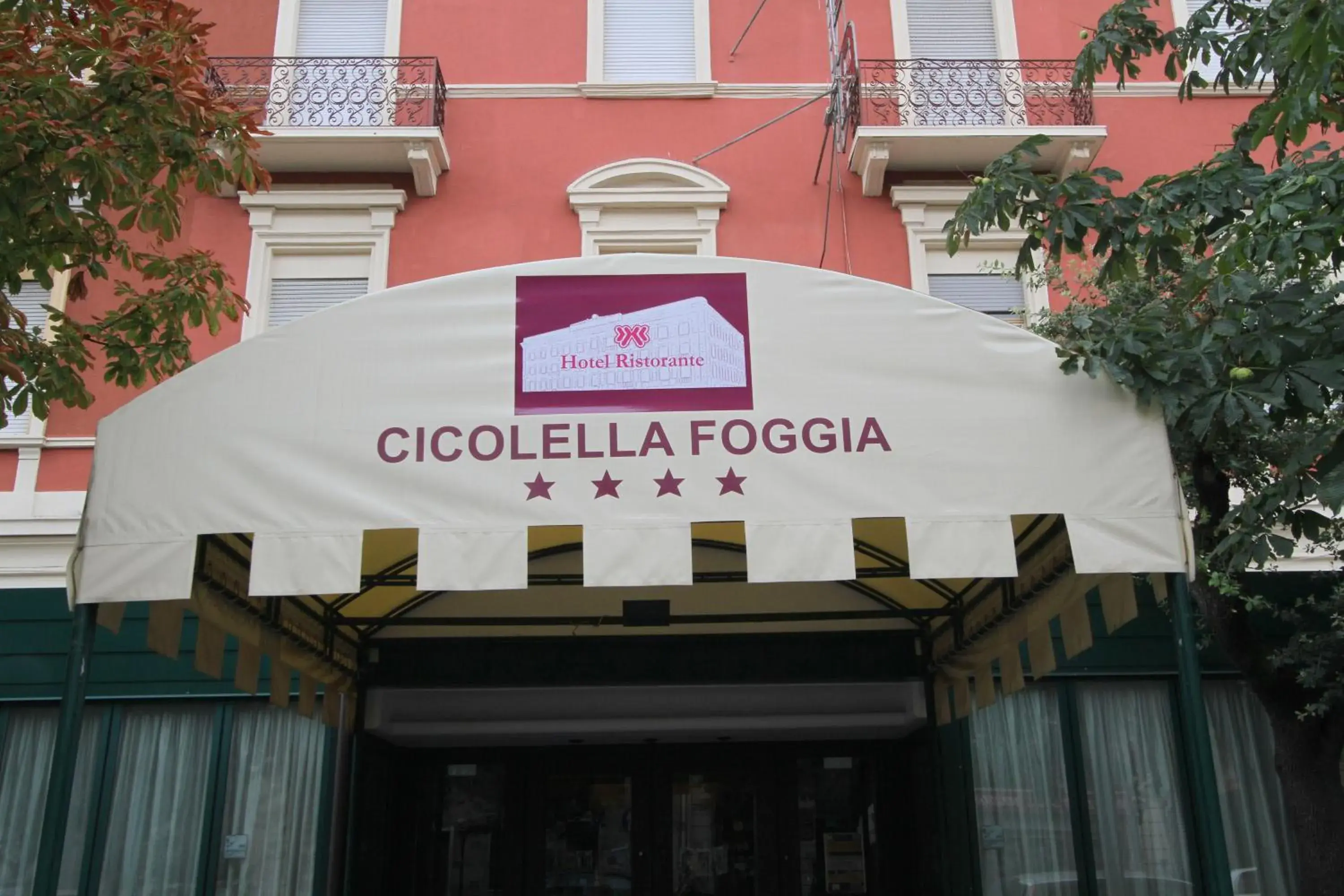 Facade/entrance, Property Building in Hotel Cicolella