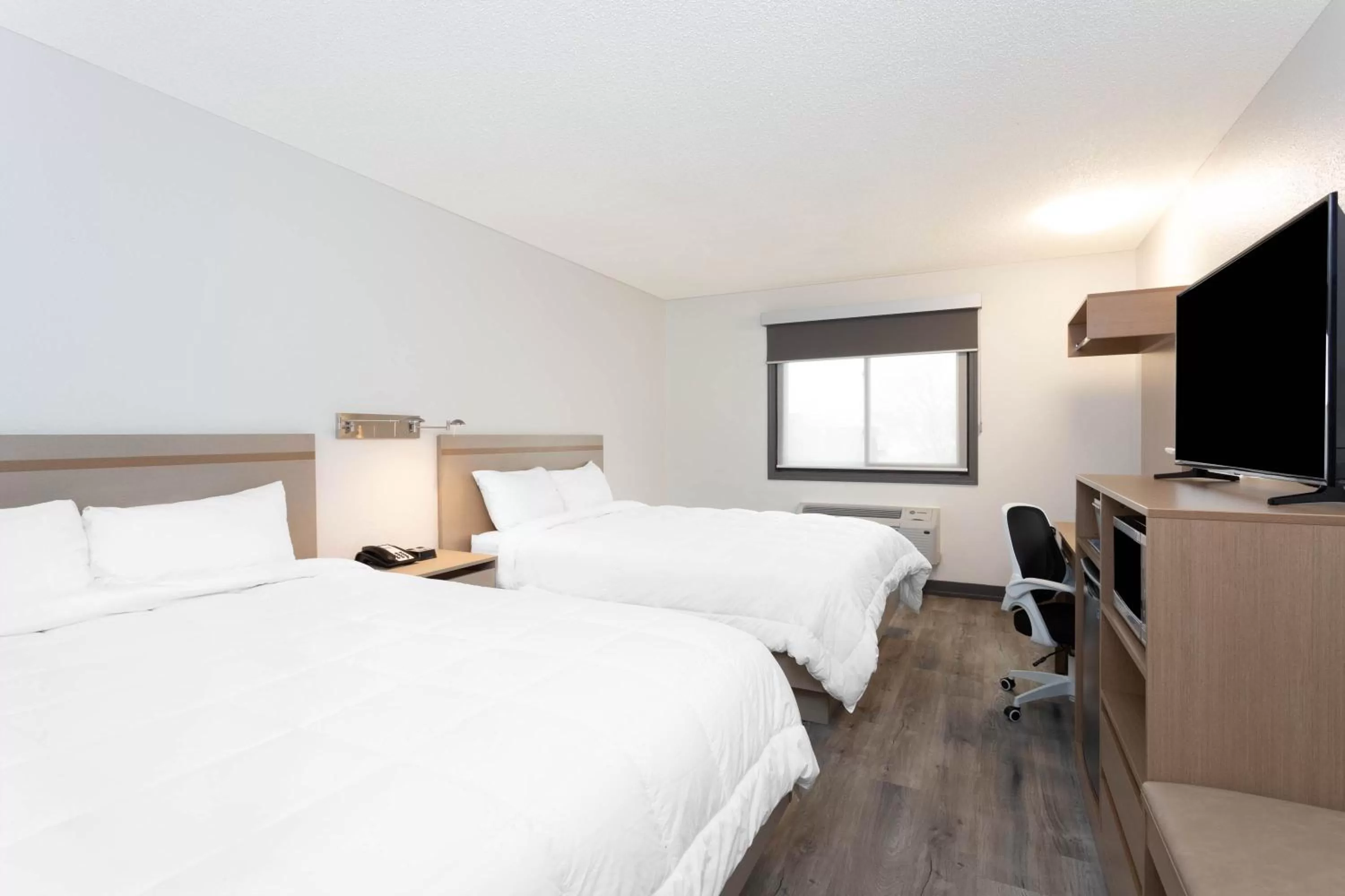 Bed in Travelodge by Wyndham Elkhart