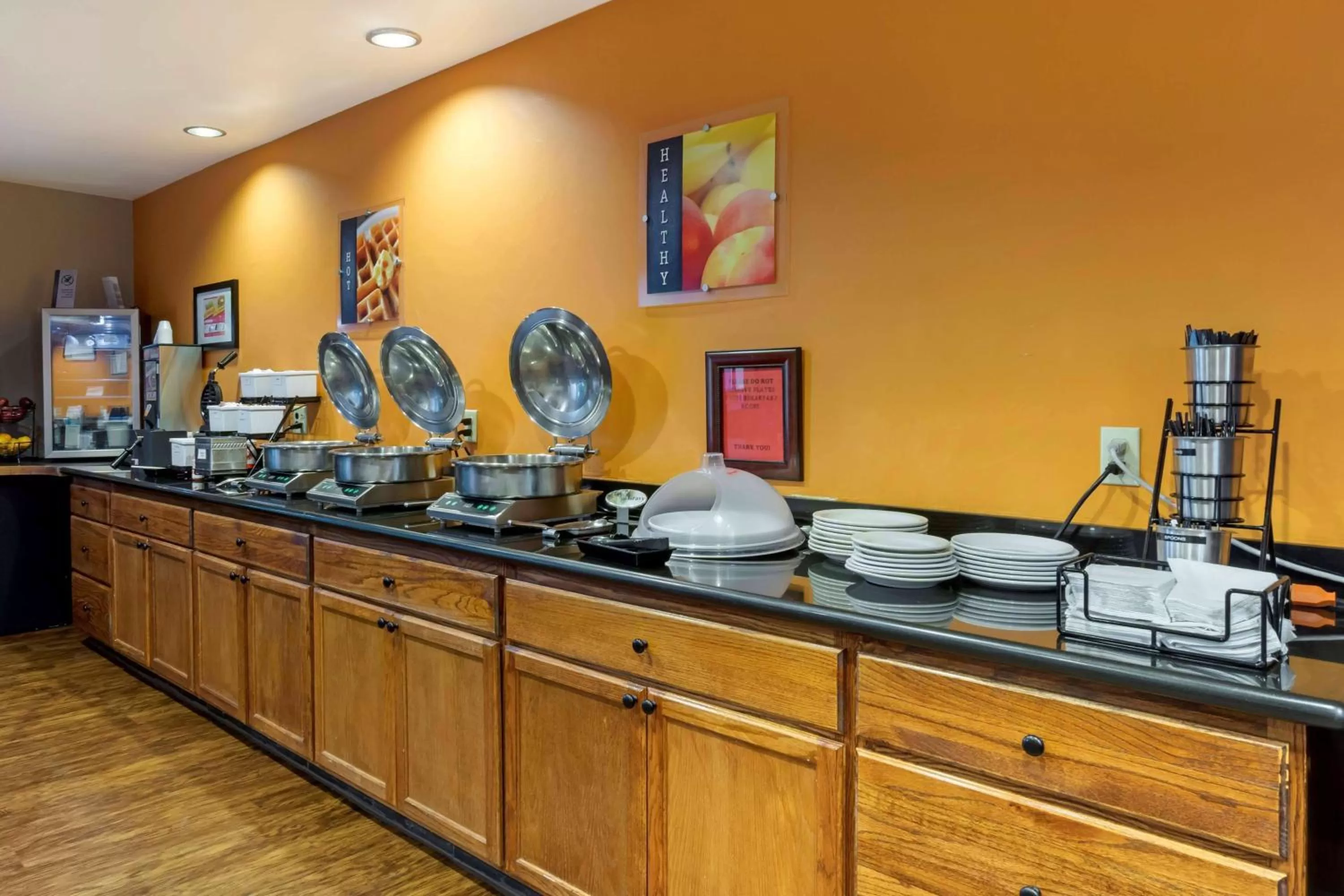 Restaurant/places to eat in Wingate by Wyndham Mount Vernon