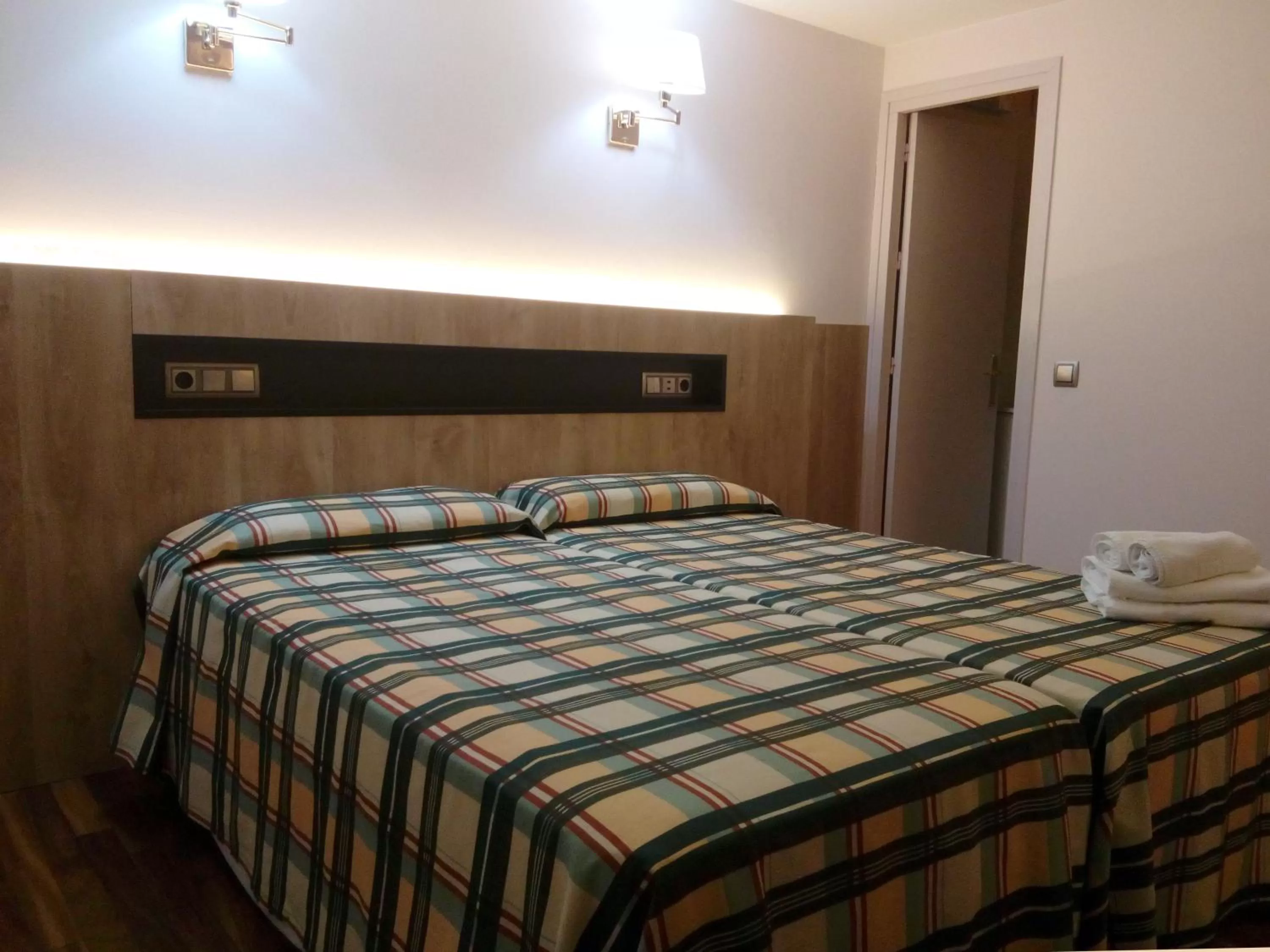 Bed in CAN MENCIÓ - Plaça Major