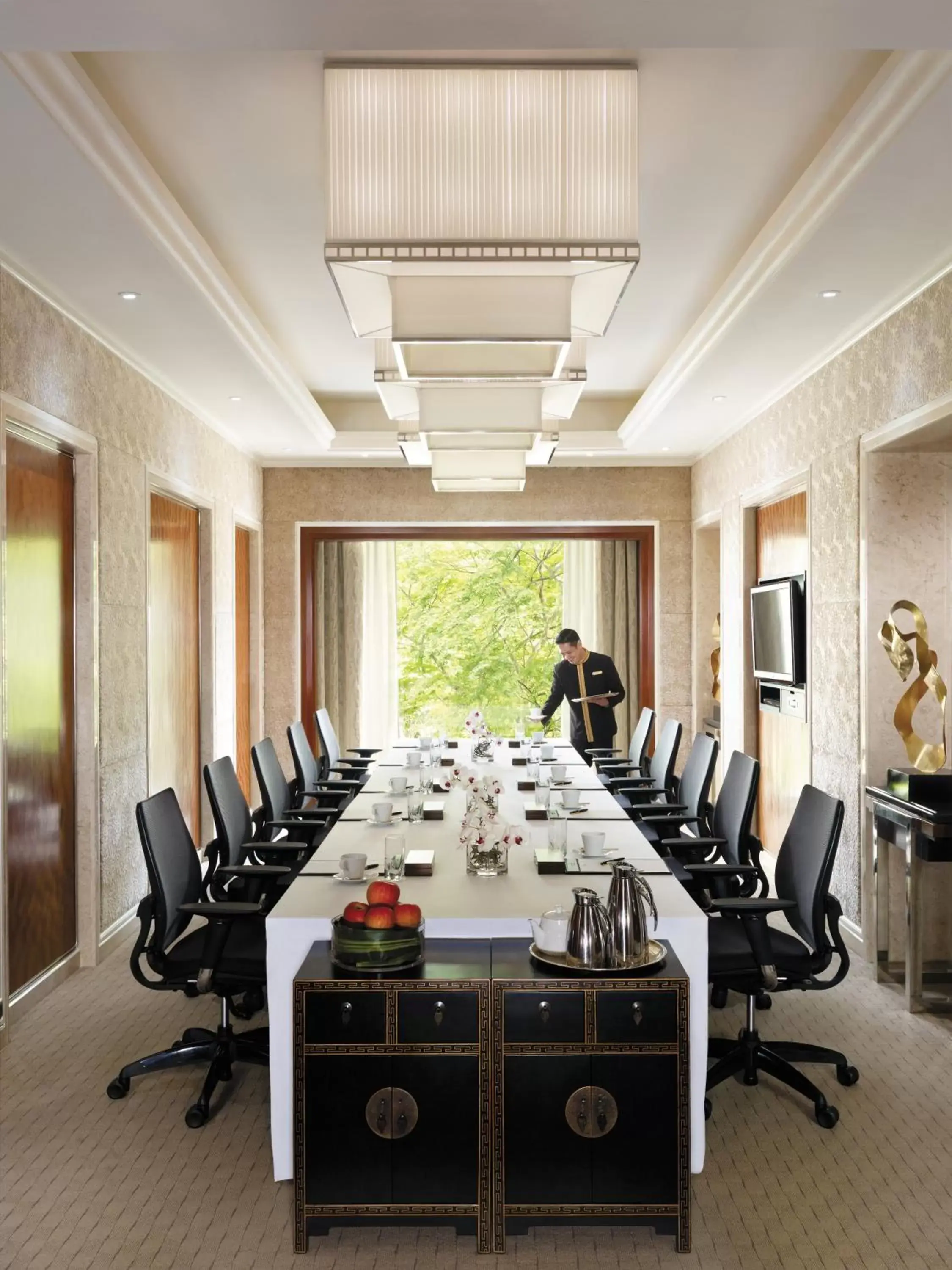 Business facilities in Shangri-La Kuala Lumpur