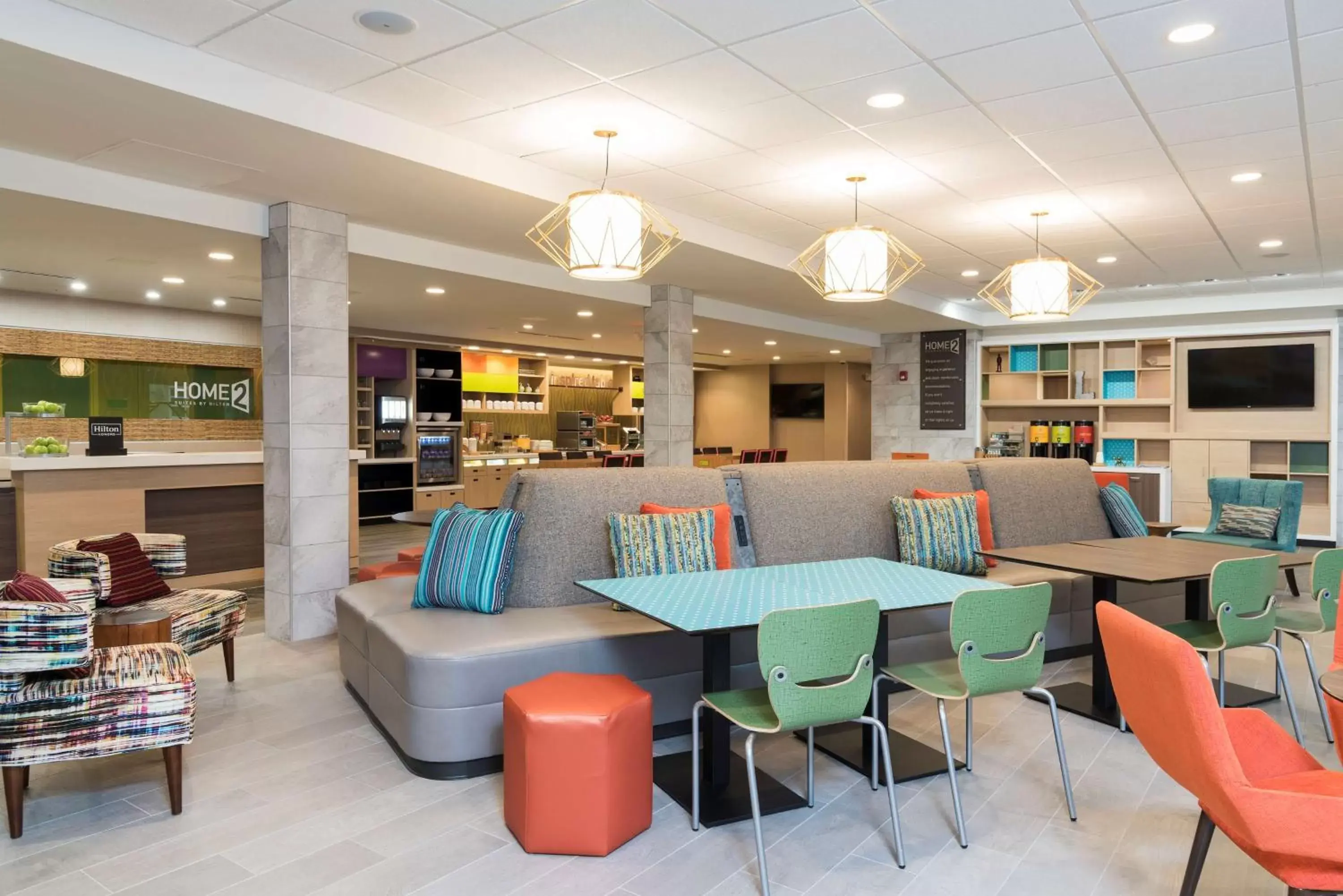 Lobby or reception, Restaurant/Places to Eat in Home2 Suites by Hilton Louisville Downtown NuLu