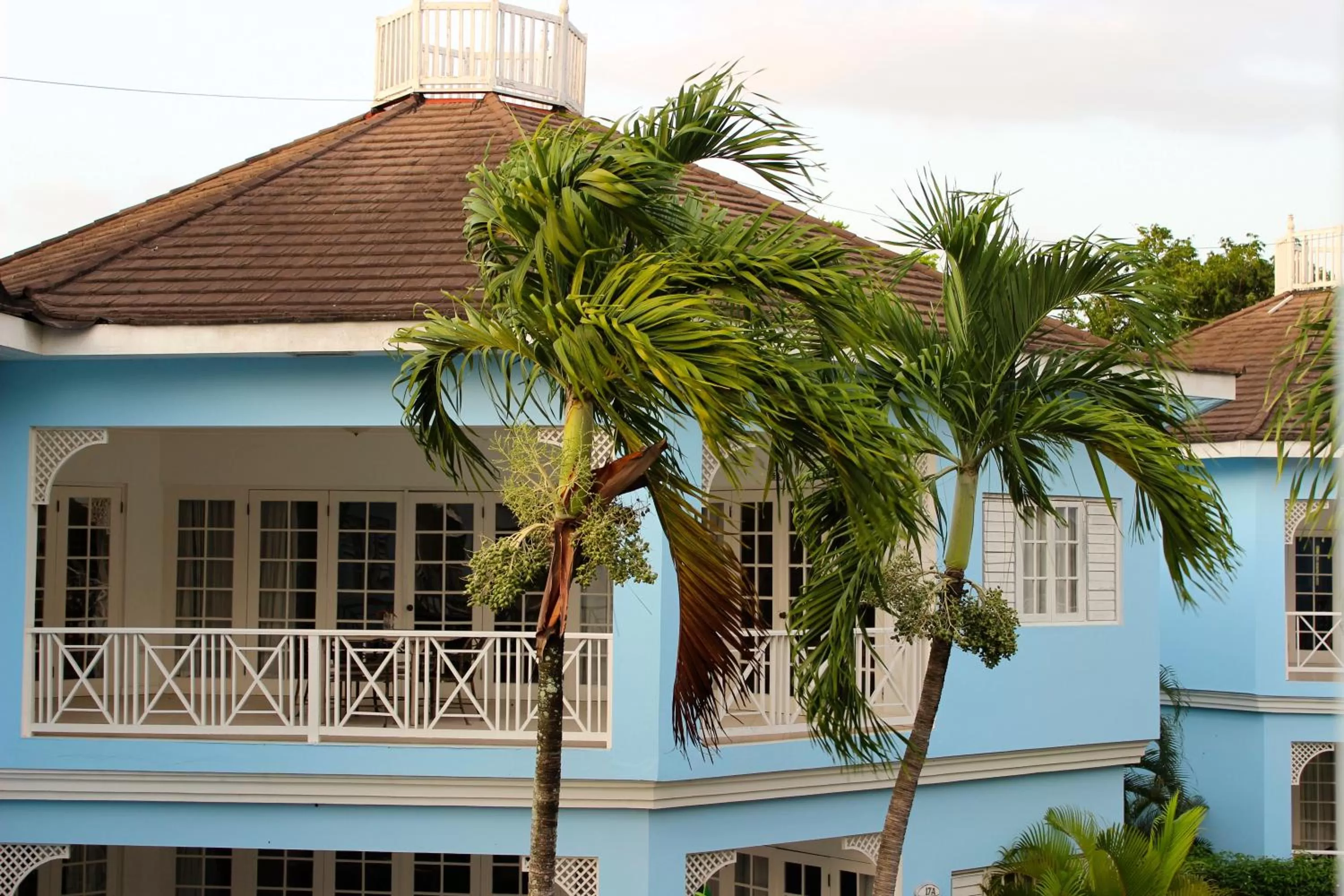 Beachcomber Club Resort