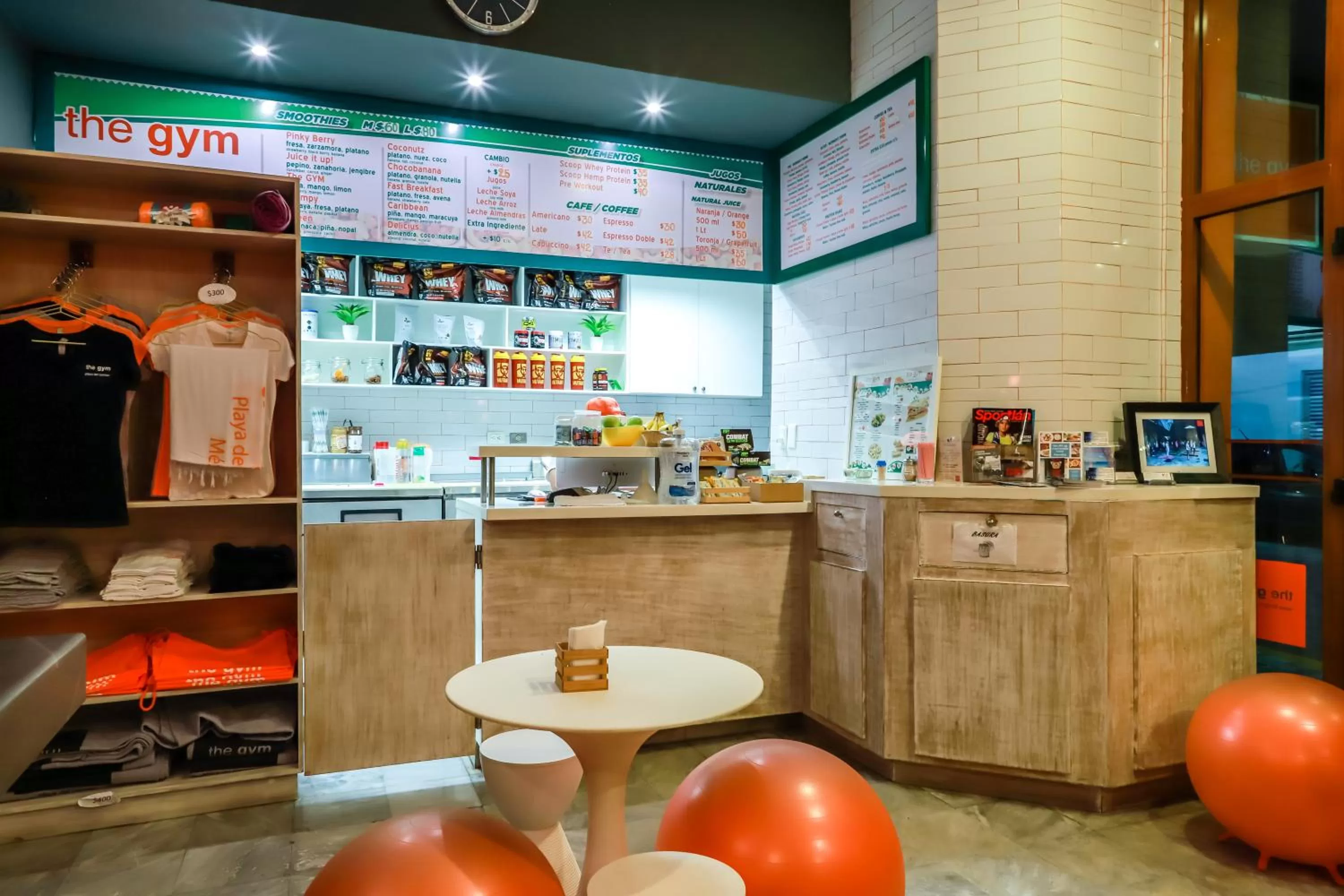 Fitness centre/facilities in Maya Villa Condo Hotel and Beachclub