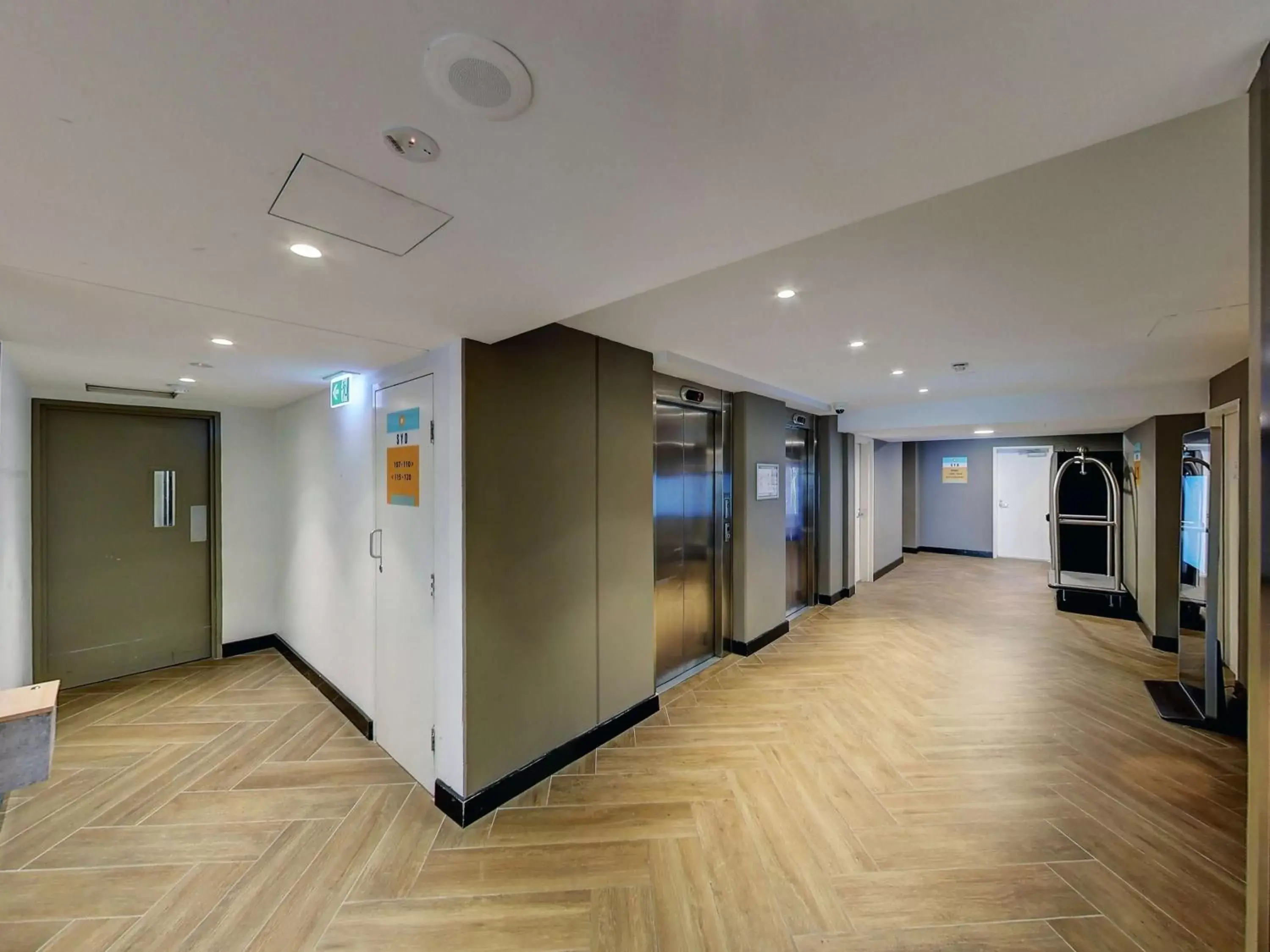 Property building in ibis budget Sydney Airport